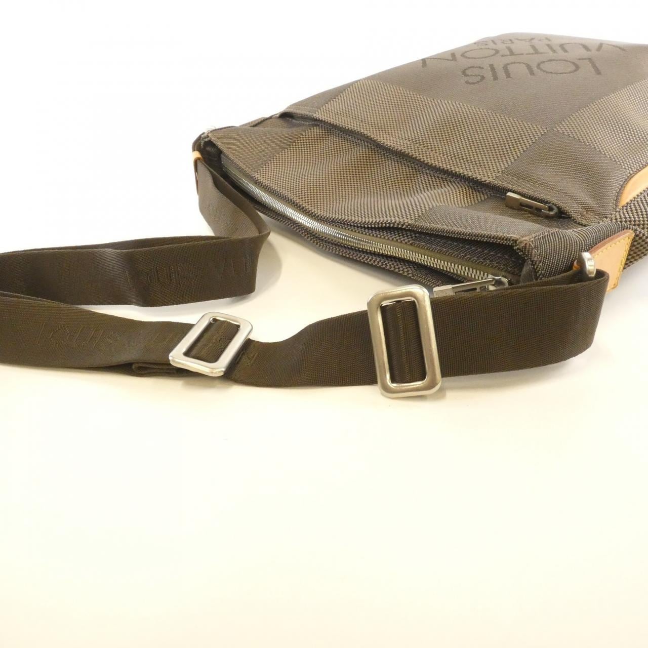 ルイヴィトン ダミエ ジェアン コンパニョン M93045 ショルダーバッグ