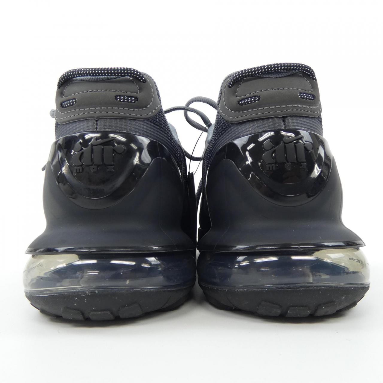 ナイキ NIKE スニーカー