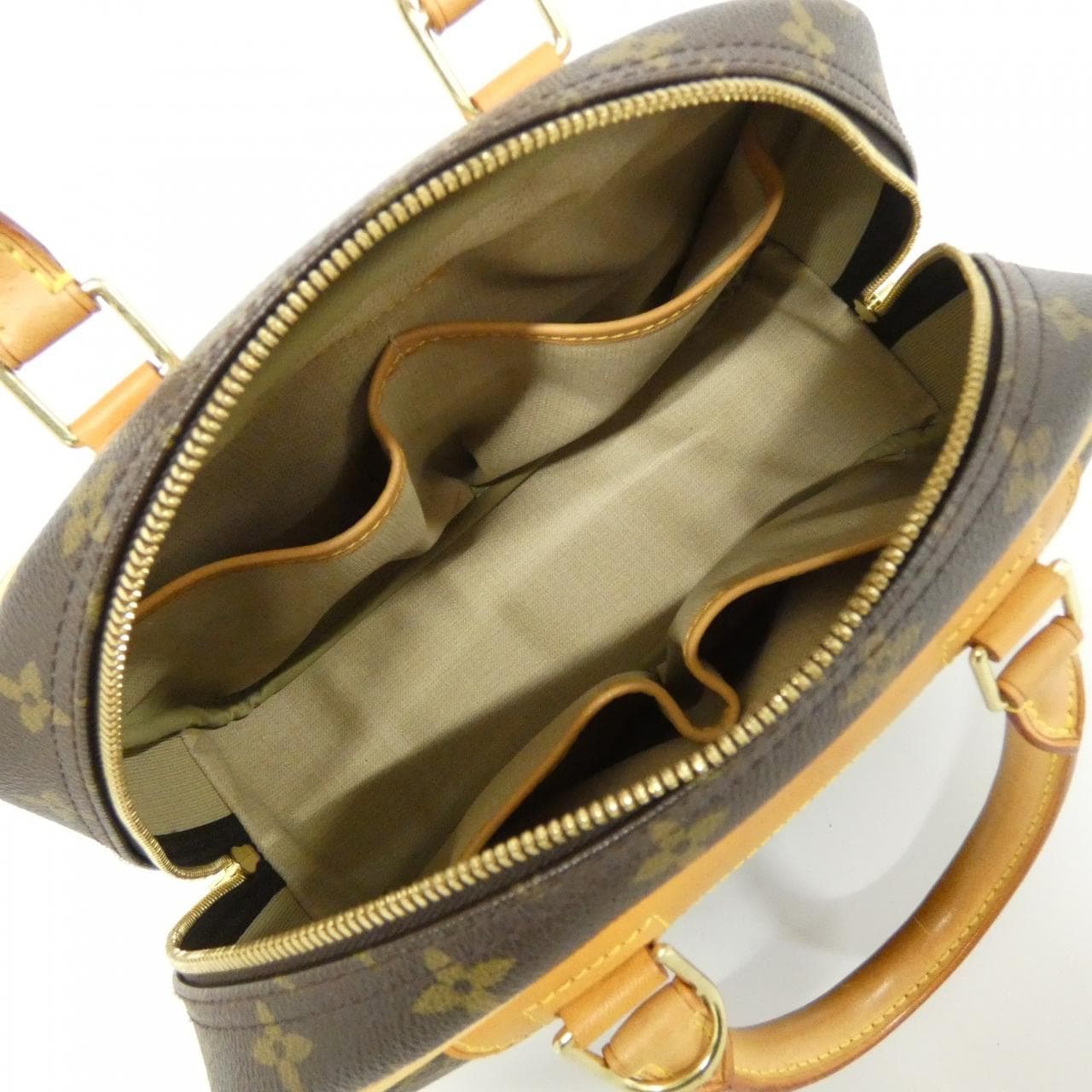 ルイヴィトン モノグラム トゥルーヴィル M42228 バッグ