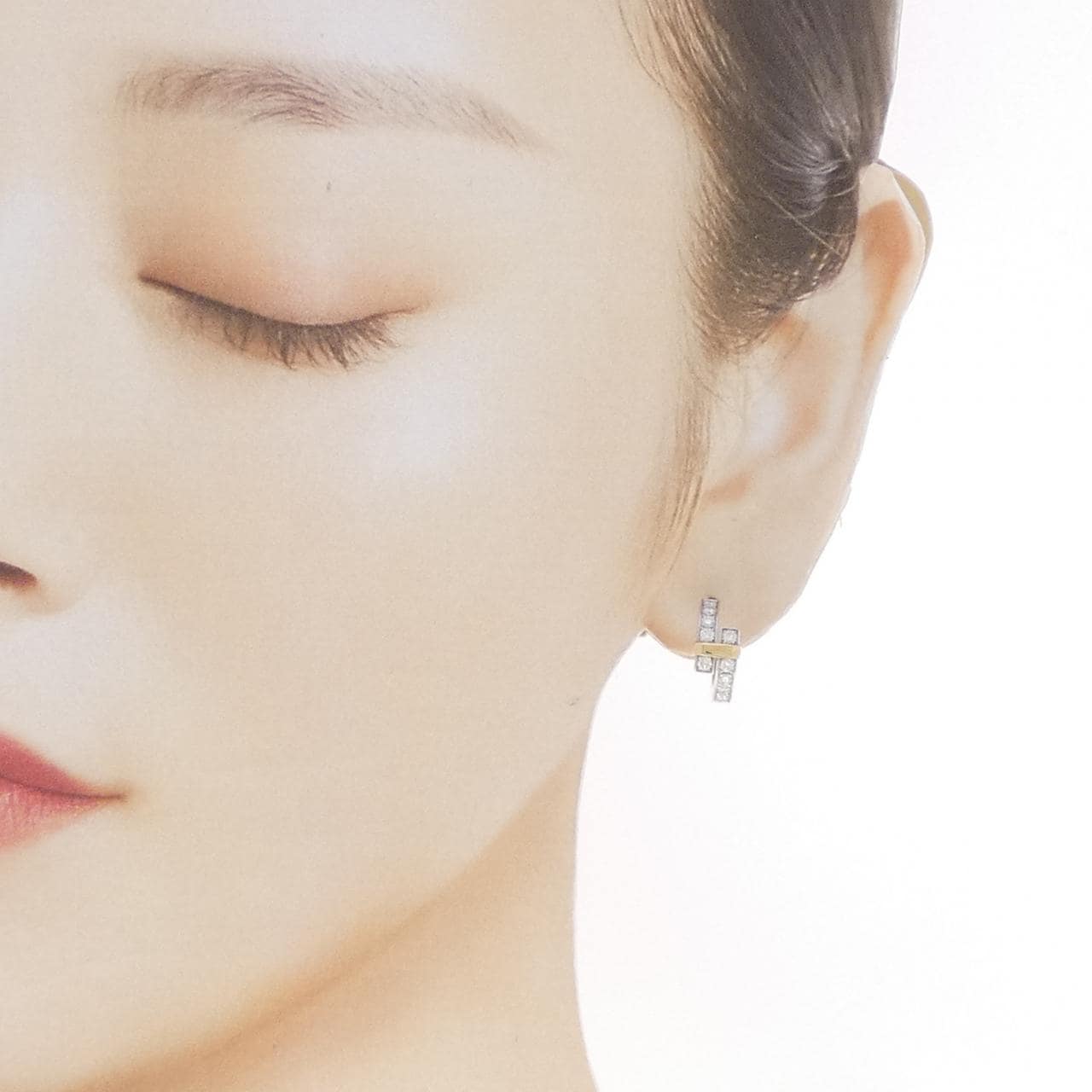 ティファニー エッジ フープ ピアス 0.74CT