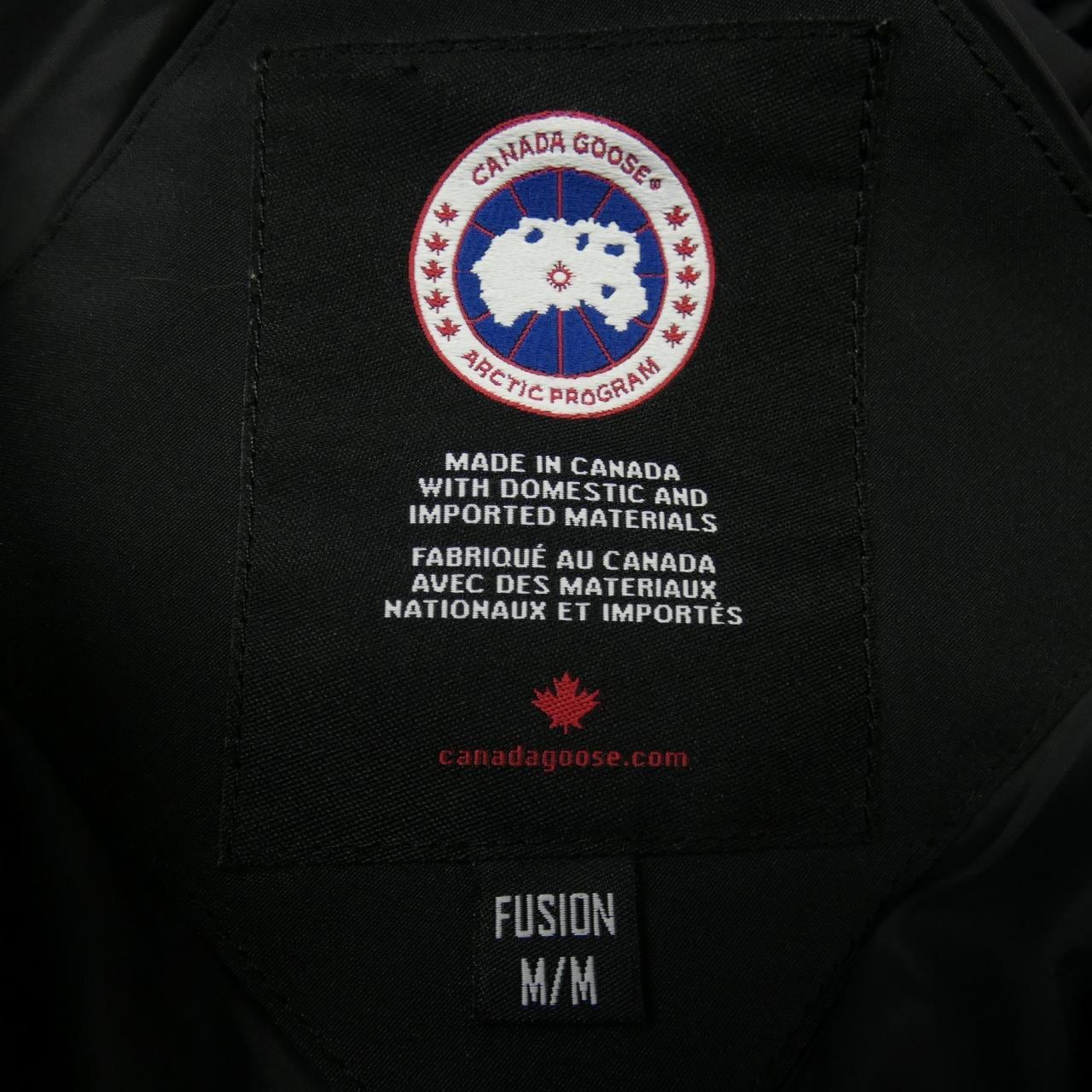 Canada goose CANADA GOOSE down jacket