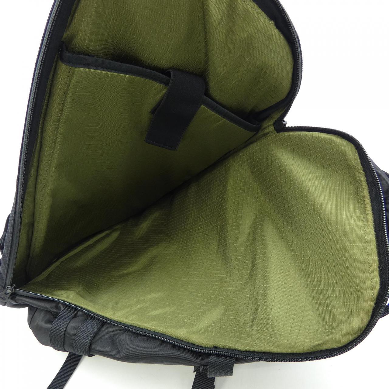 ポーター PORTER CUBIC EYE BACKPACK