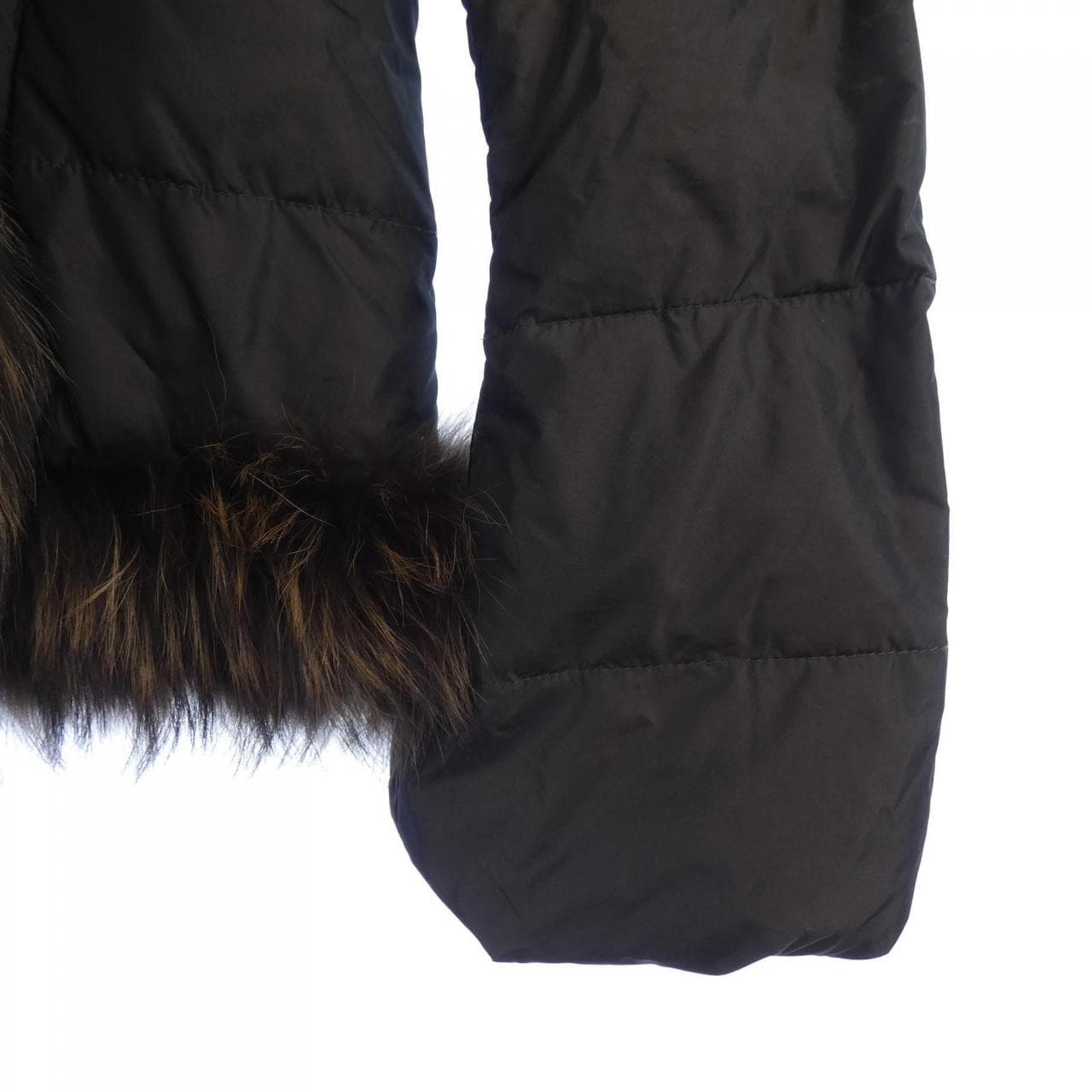 モンクレール MONCLER 46374/90/ ダウンジャケット