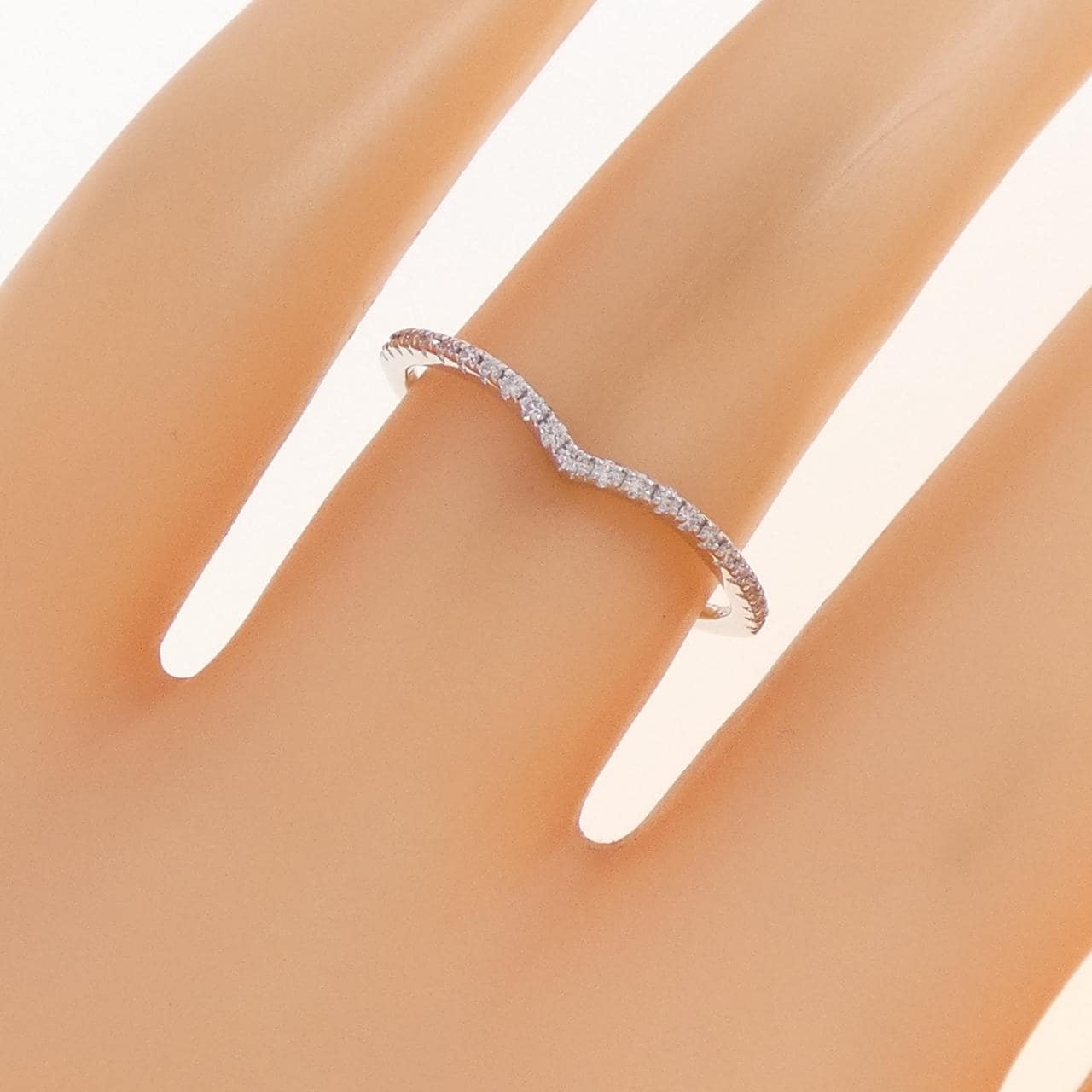 バンヤン 合成ダイヤモンド リング 0.09CT