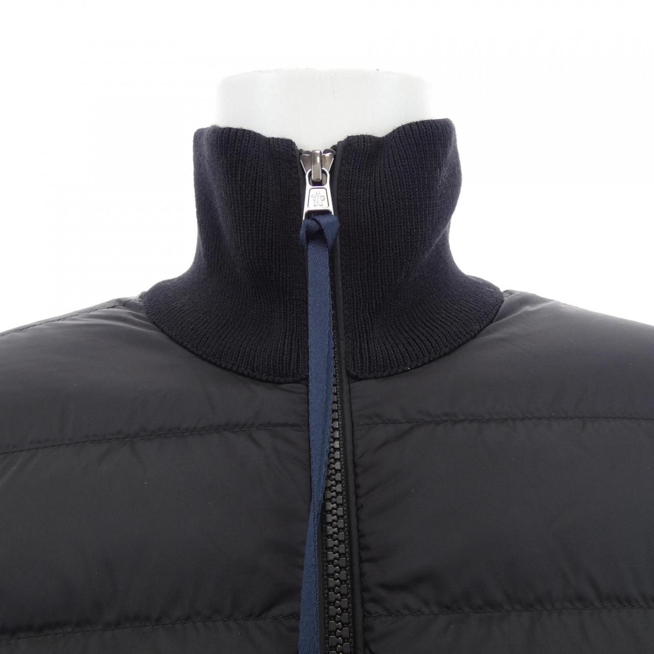 【新品】モンクレール MONCLER 20919B50700 A9341 ダウンジャケット