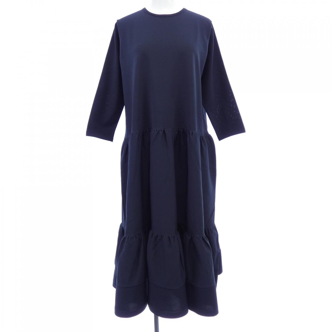 アール R ワンピース