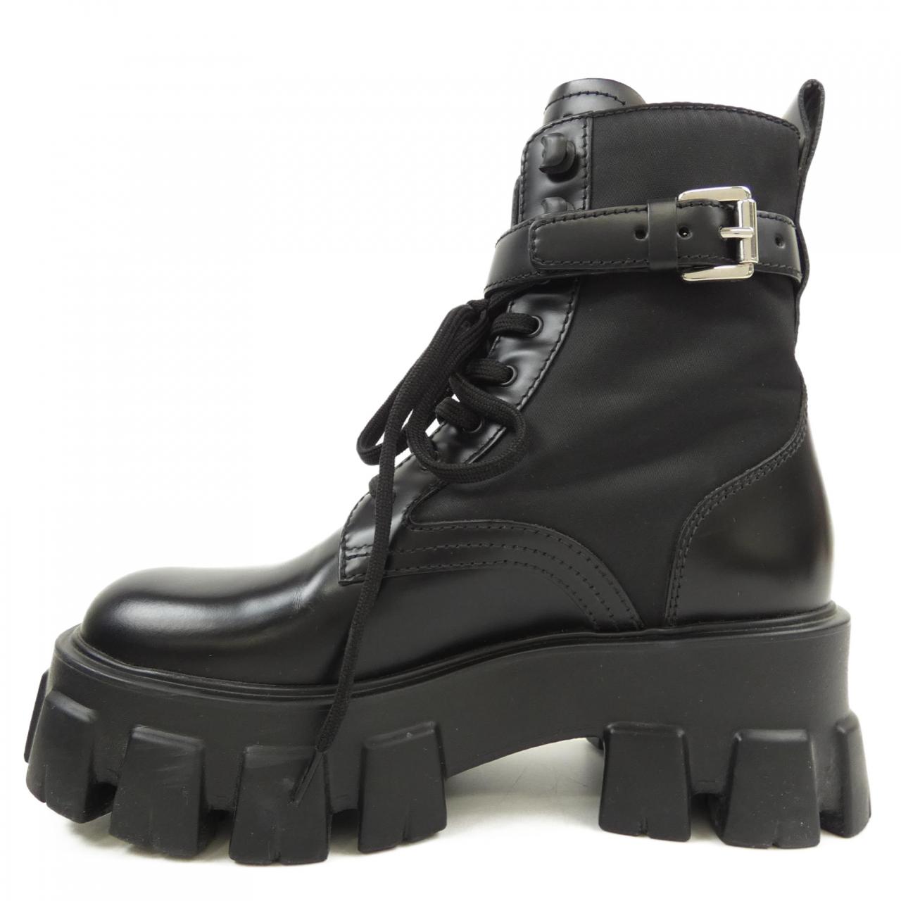 プラダ PRADA モノリス トライアングルロゴ 1T255M ブーツ