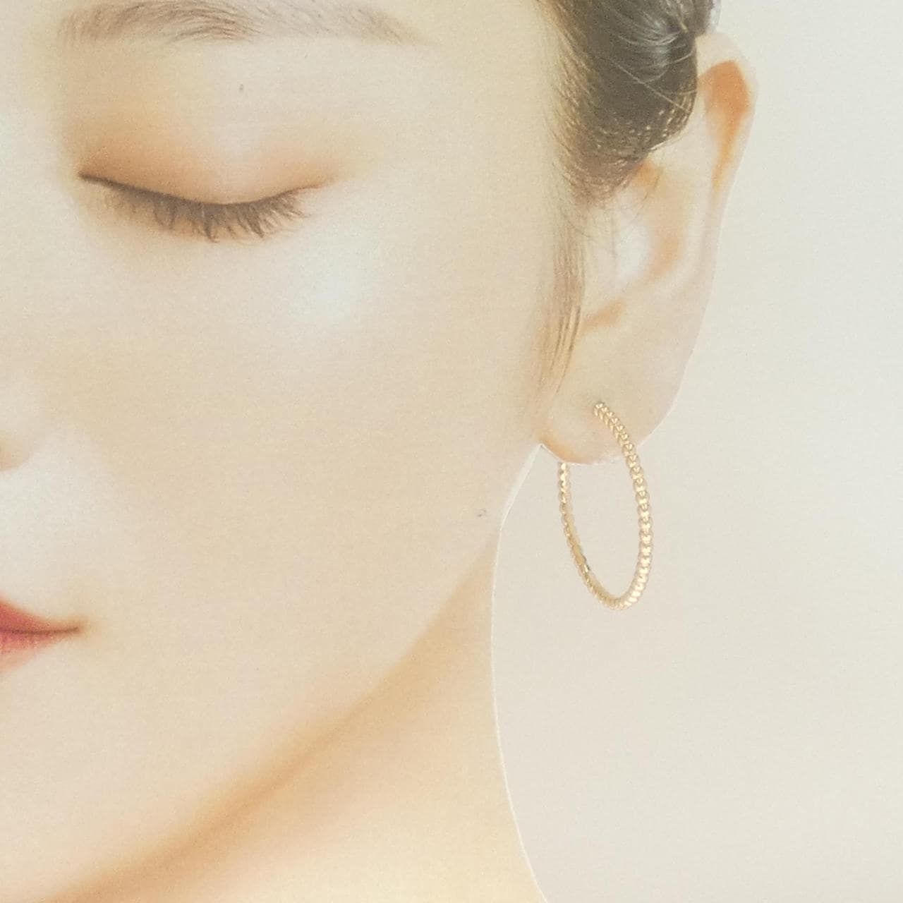 ヴァンクリーフ&アーペル ペルレ フープ ピアス スモール ピアス