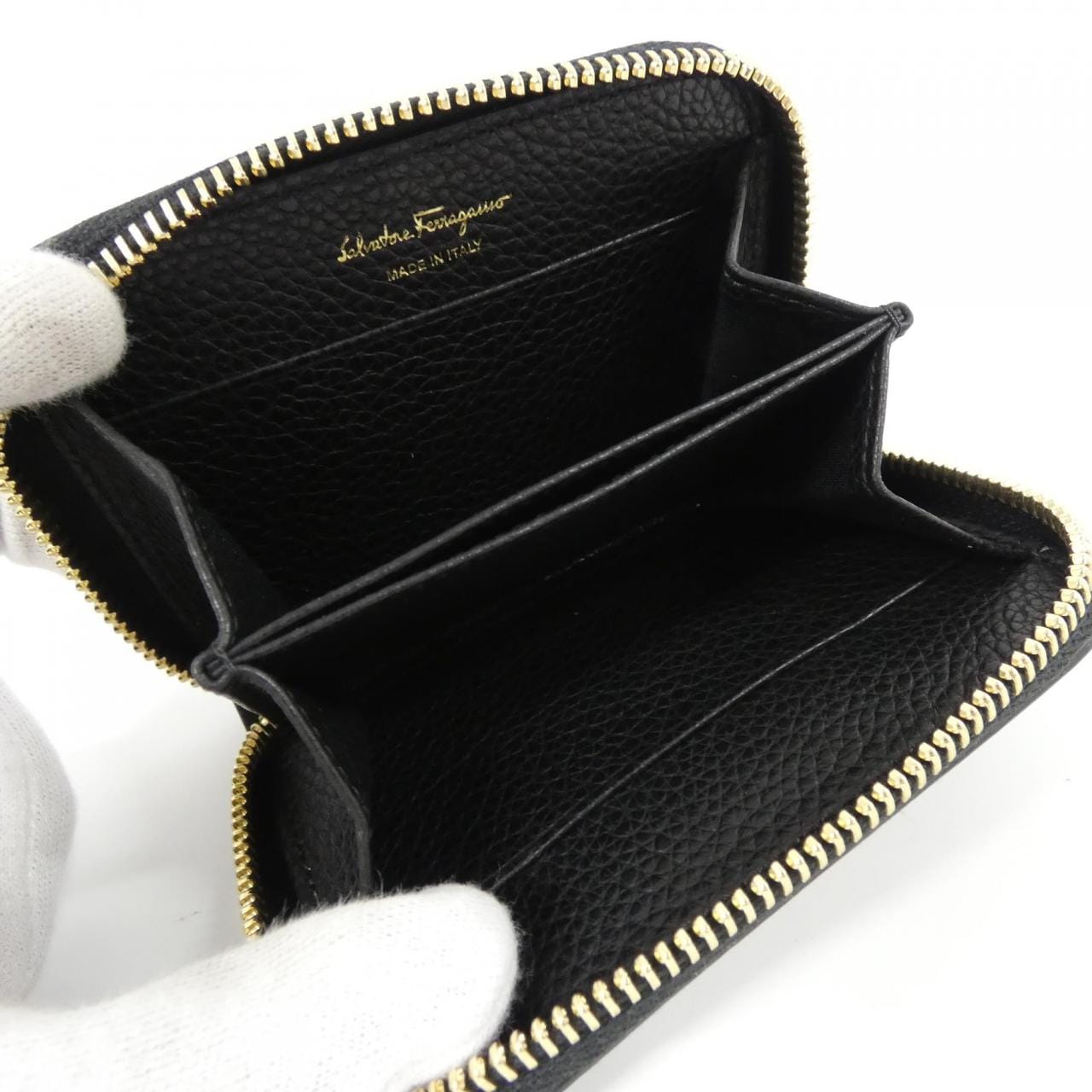 【新品】サルヴァトーレフェラガモ 22 0406 コインケース