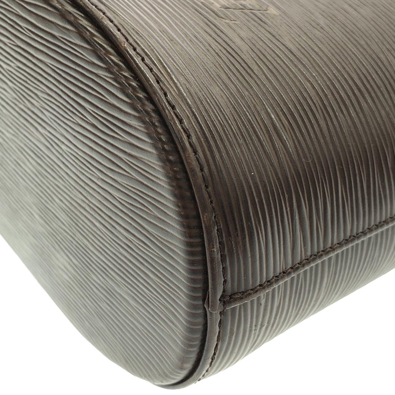 ルイヴィトン エピ ヴェルソー M5281D ショルダーバッグ