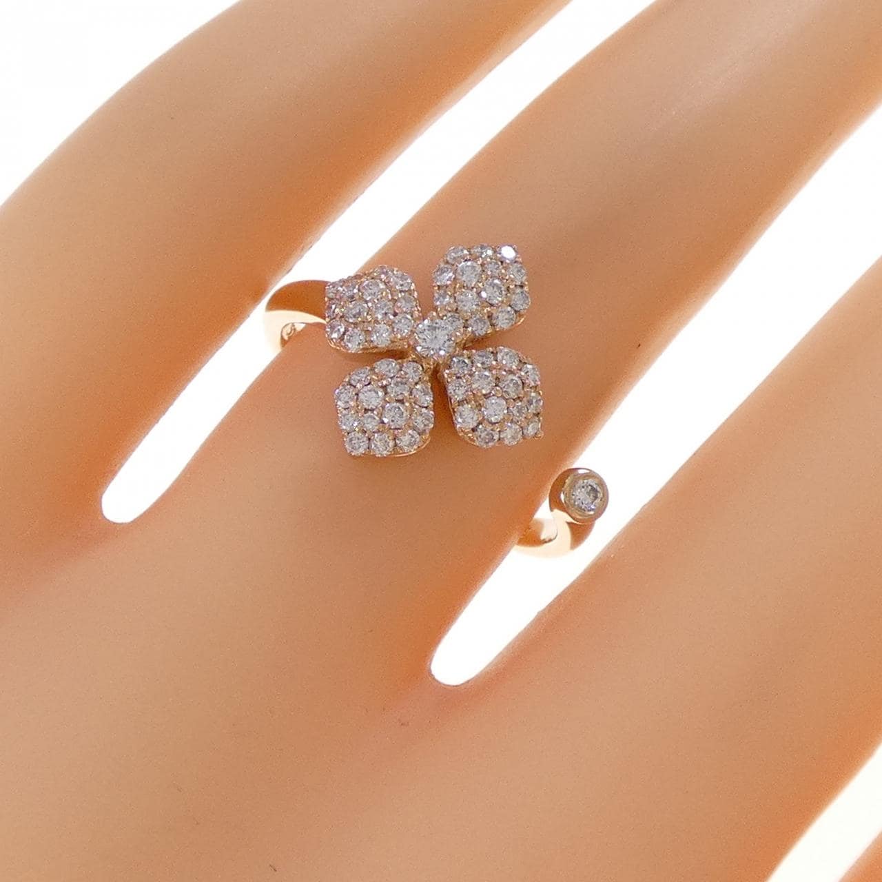 750PG フラワー ダイヤモンド リング 0.36CT