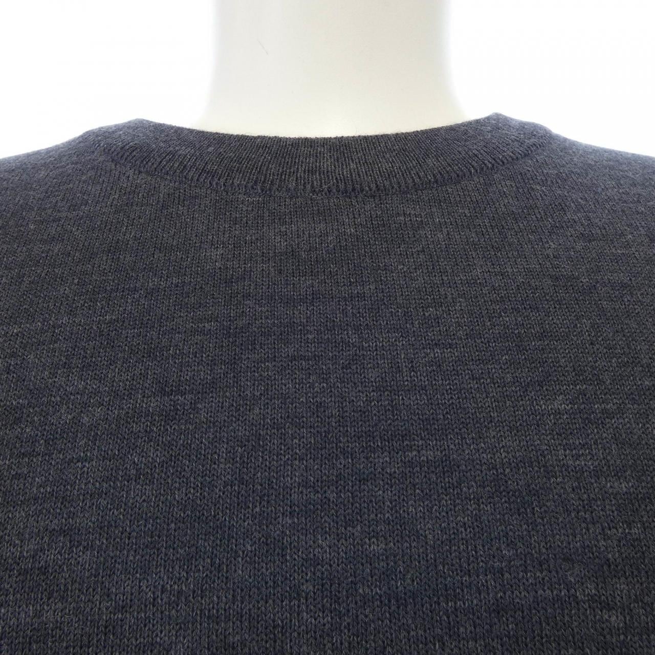 メゾンキツネ MAISON KITSUNE FM00528KT1036 ニット