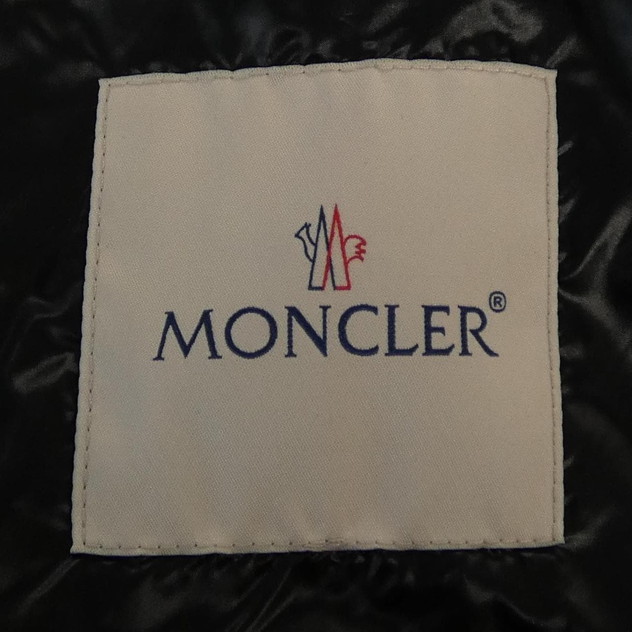 モンクレール MONCLER BARNEVILLE ダウンジャケット