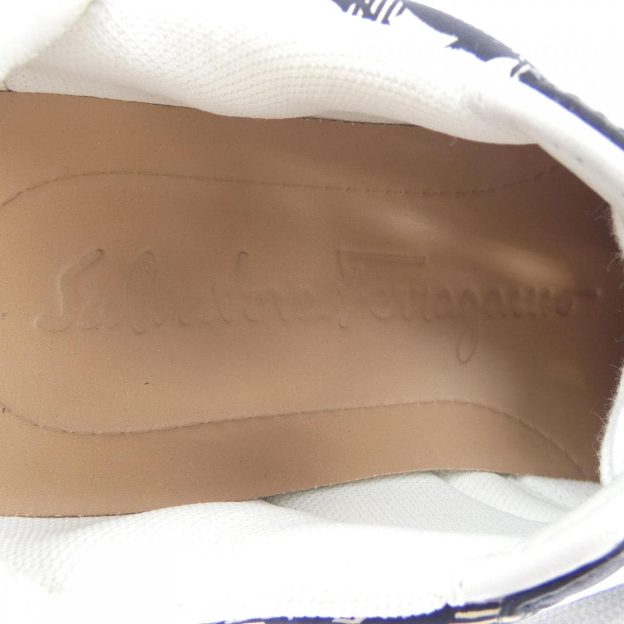 サルヴァトーレフェラガモ SALVATORE FERRAGAMO スニーカー