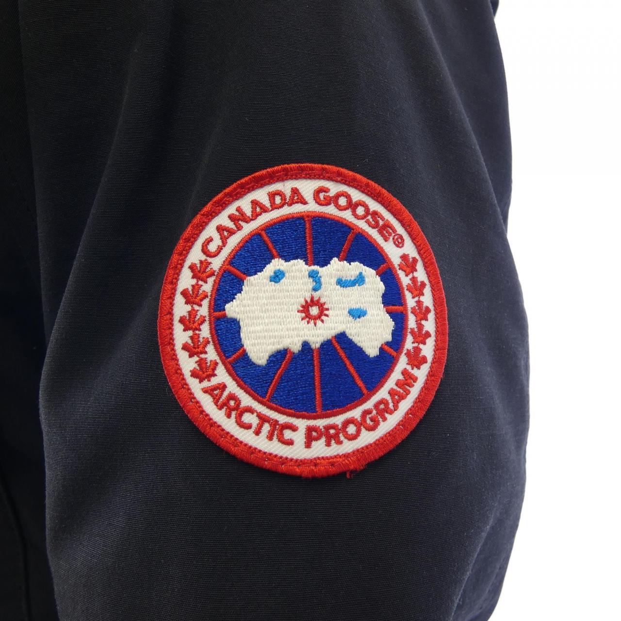 Canada goose CANADA GOOSE down jacket