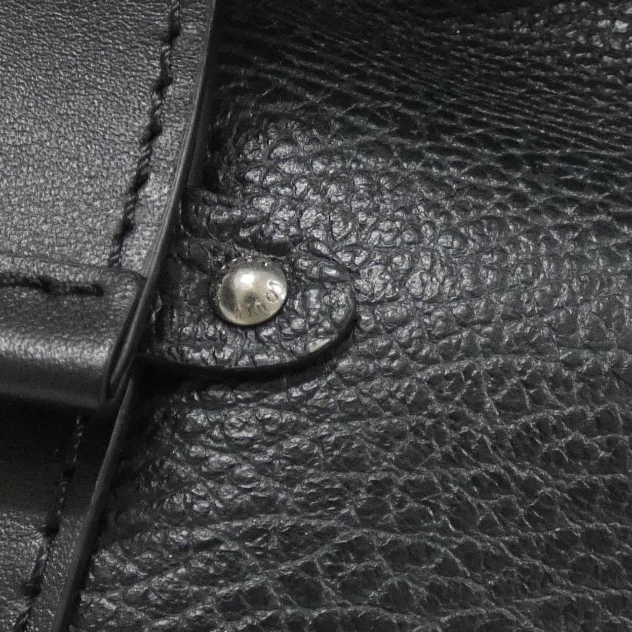 ルイヴィトン LV バイカー MM M14700 バッグ