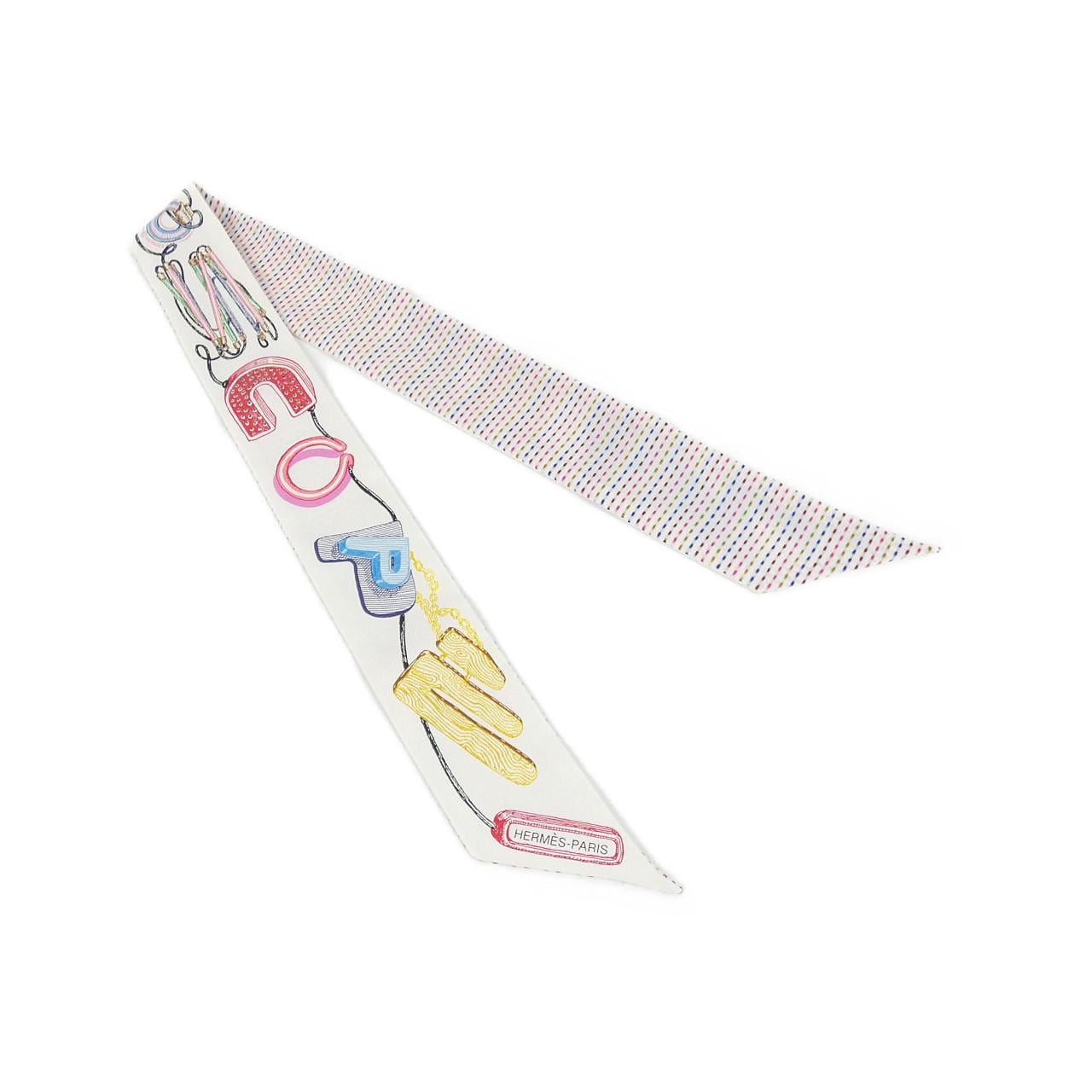 エルメス CHEVALOSCOPE NEON ツイリー ポワンティエ 853954S スカーフ