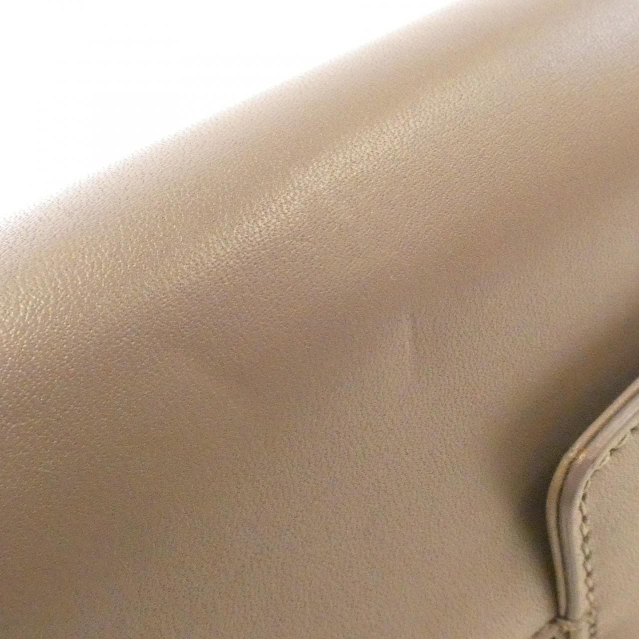 サルヴァトーレフェラガモ 21 F893 ショルダーバッグ