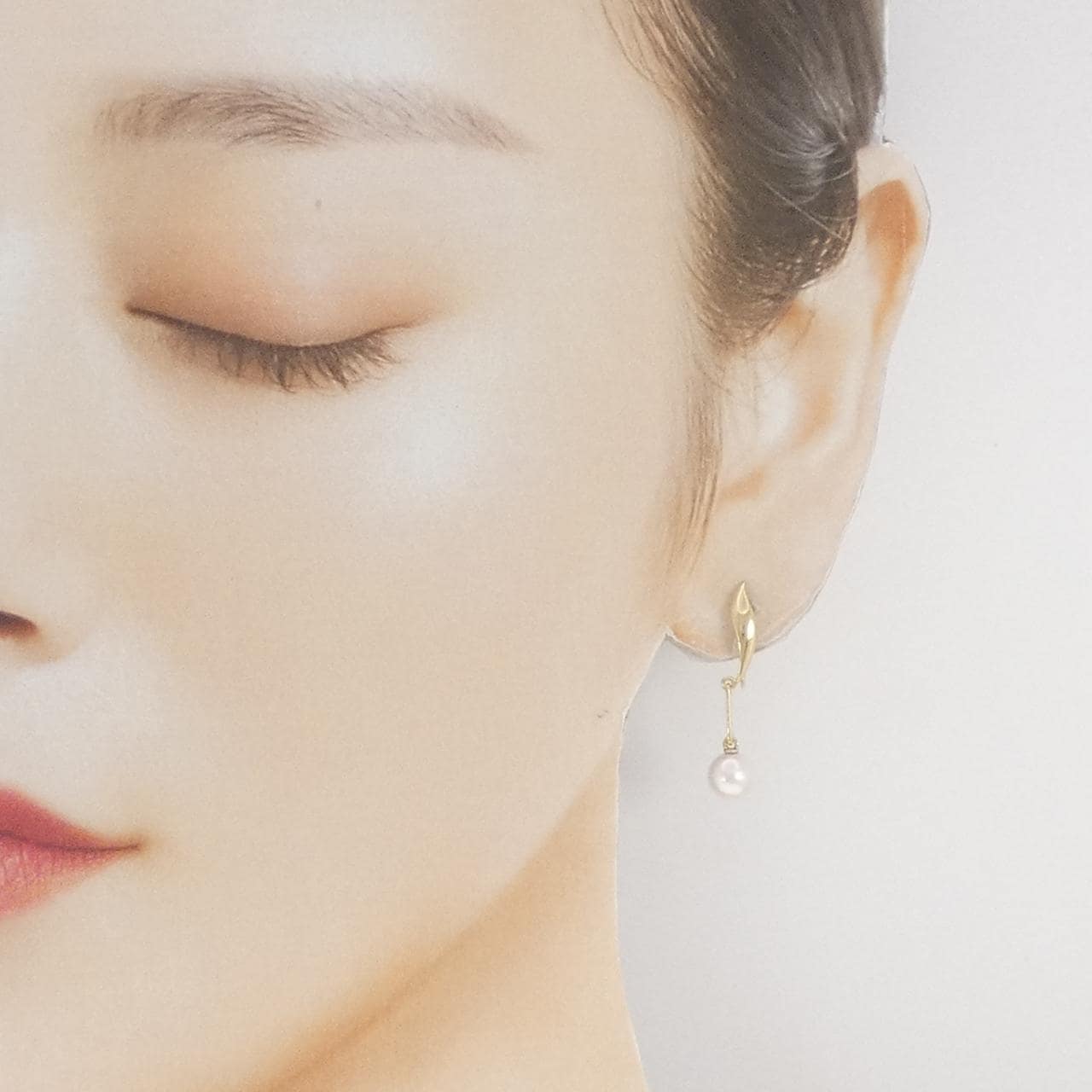 Mikimo Akoya Pearl Earrings 6.3mm