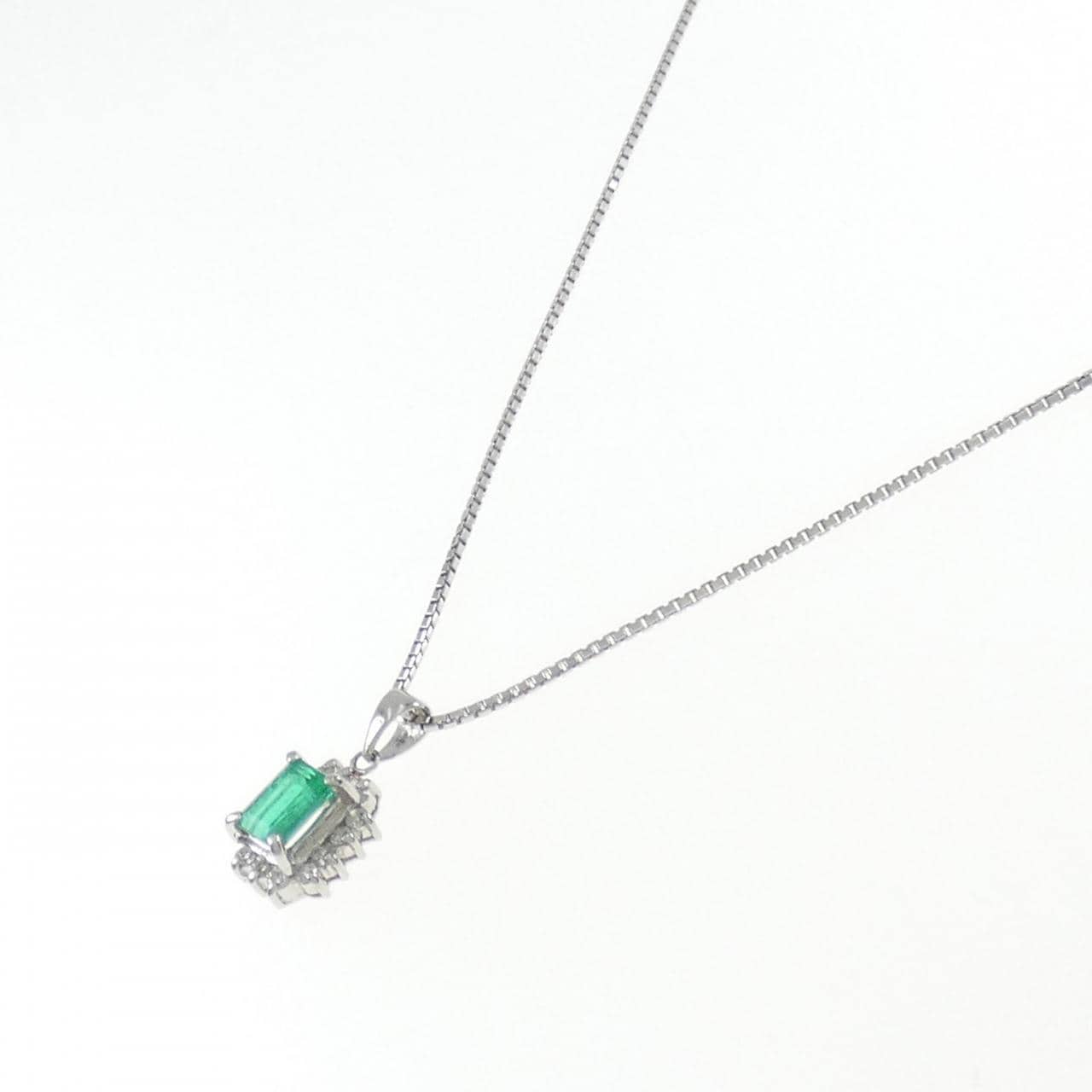 PT Emerald Necklace 0.53CT