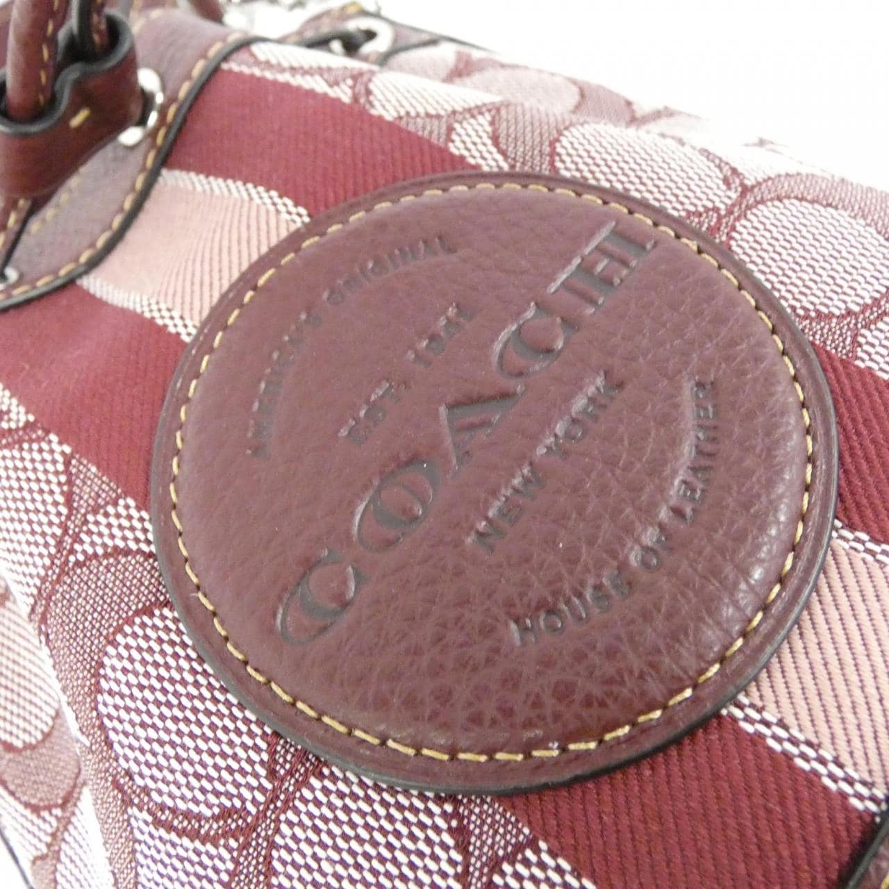 [BRAND NEW] Coach C8322 Shoulder Bag