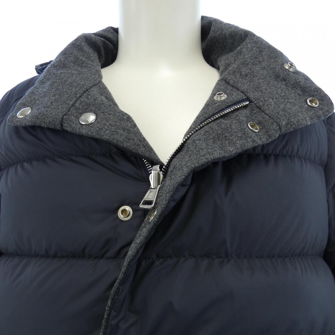 モンクレール MONCLER QUEYRAS ダウンジャケット