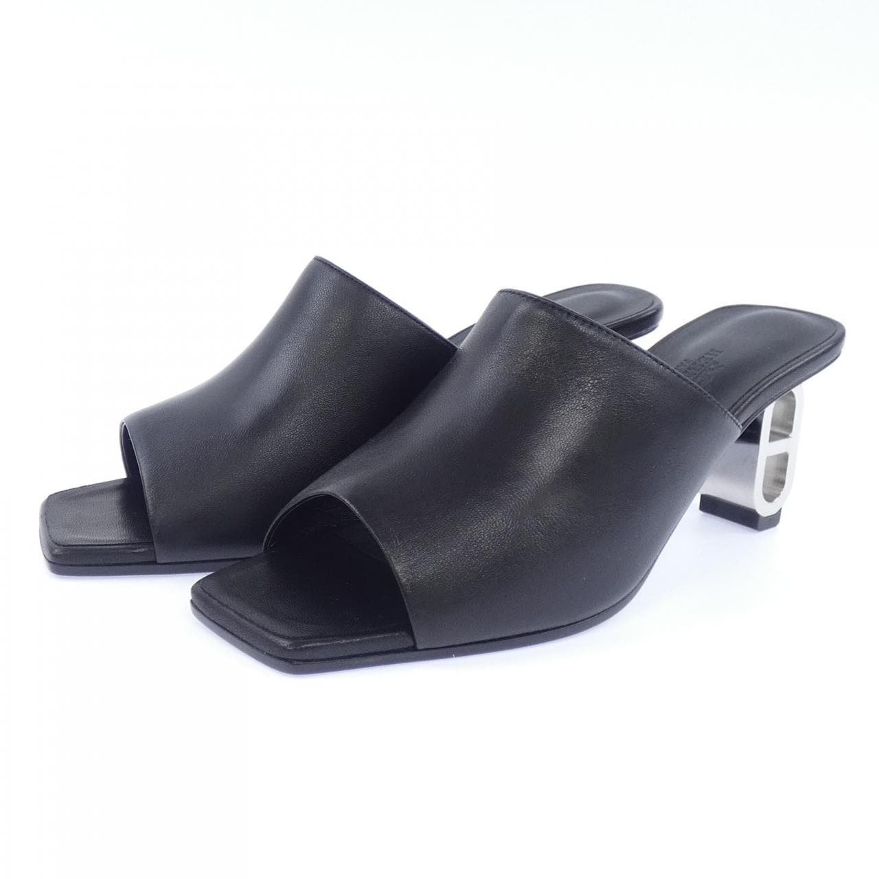 エルメス HERMES アイコニック ICONIQUE シェーヌダンクル 241082Z サンダル