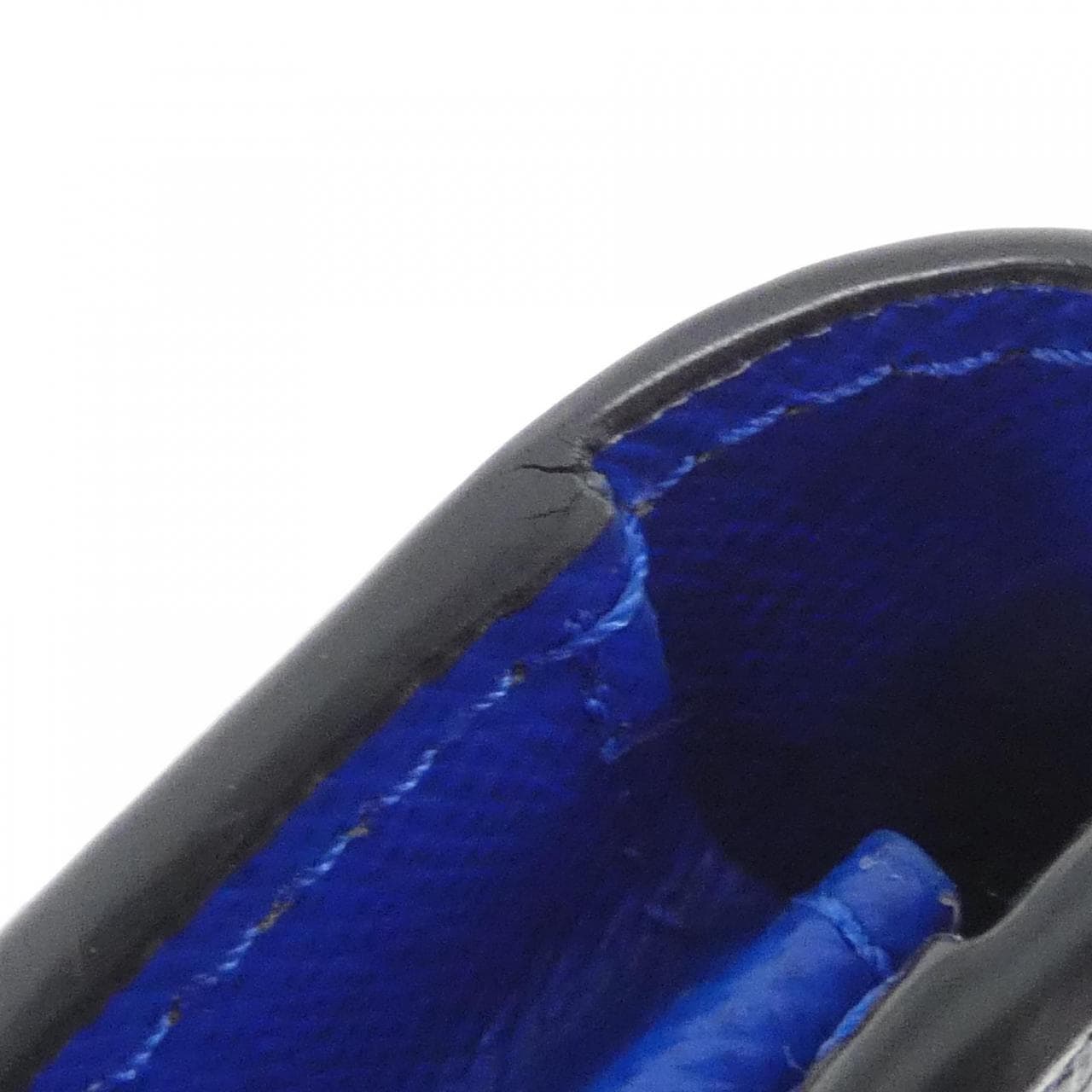 LOUIS VUITTON Taiga Portefeuille Brazza M30791 皮夾