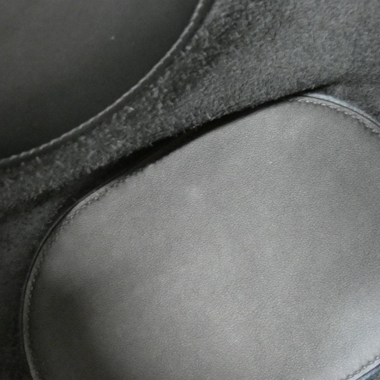 エルメス イン ザ ループ 18cm 084274CC バッグ