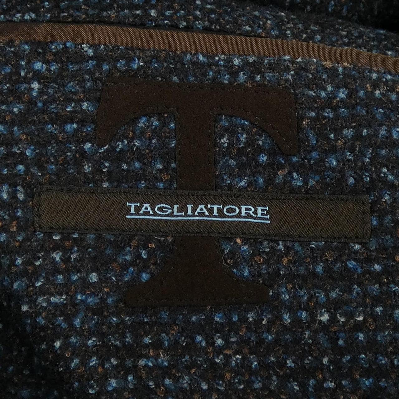 タリアトーレ TAGLIATORE ジャケット
