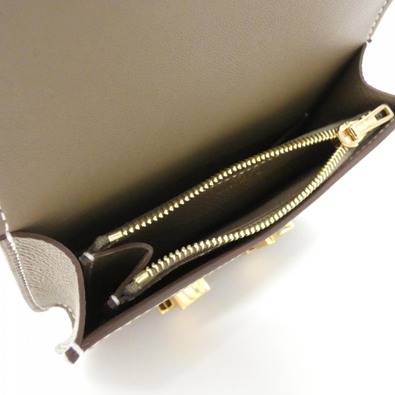 【未使用品】エルメス コンスタンス スリム 082060CC 財布