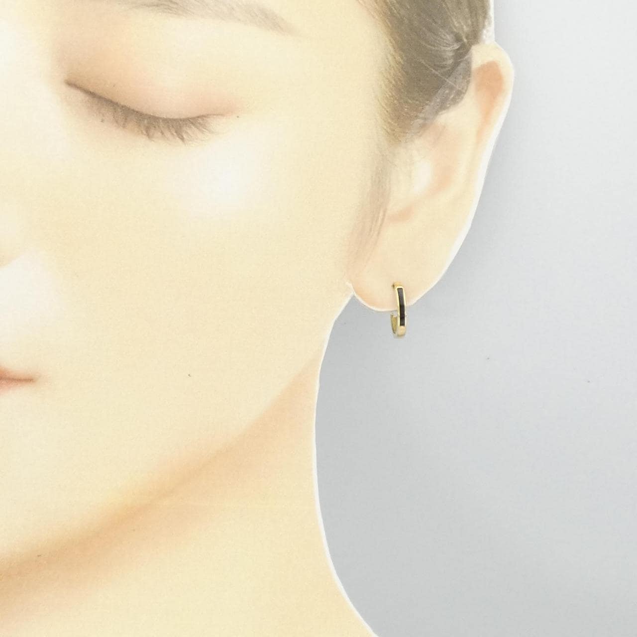 [BRAND NEW] K18YG onyx earrings