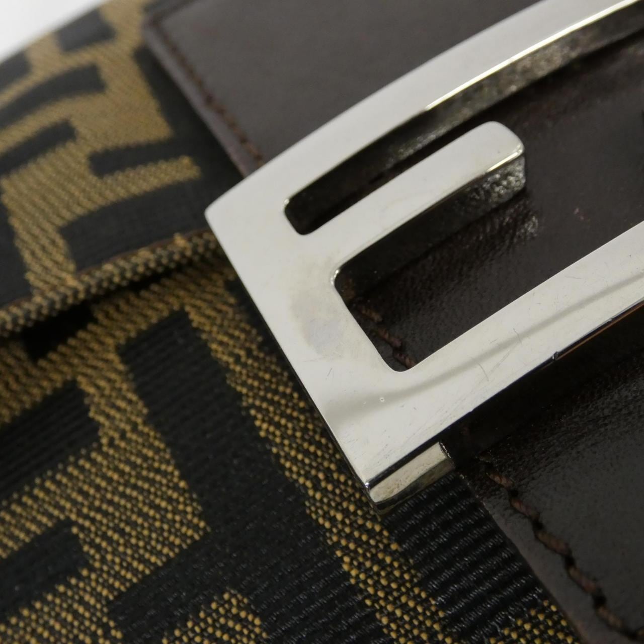 【ヴィンテージ】フェンディ バゲット 26424 ショルダーバッグ