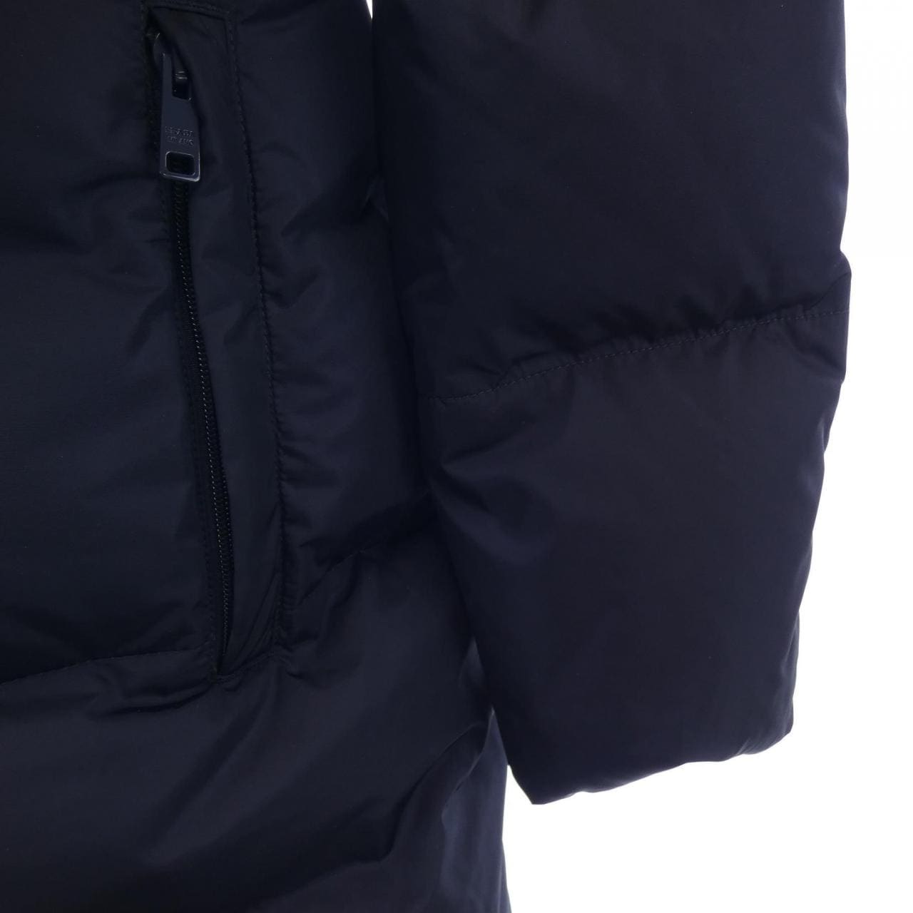 プラダ PRADA トライアングルロゴ 29F430 S192 1WQ9 ダウンコート