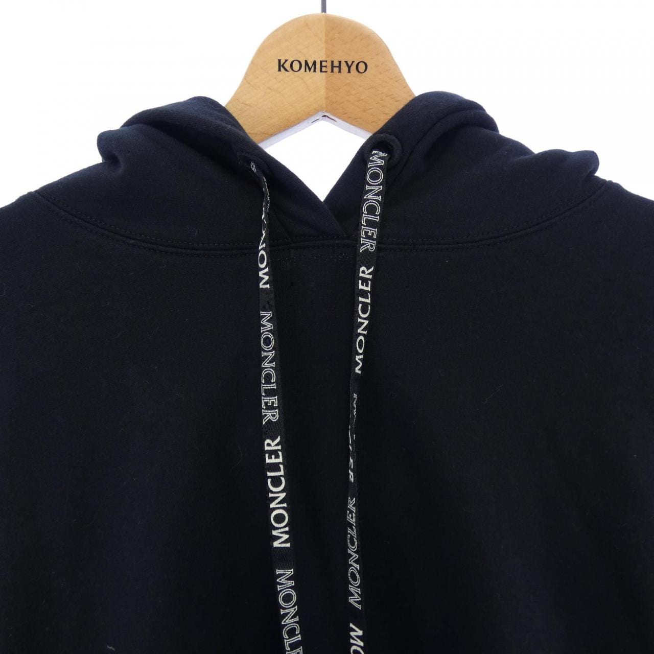 モンクレール MONCLER E20938089200 V8037 パーカー