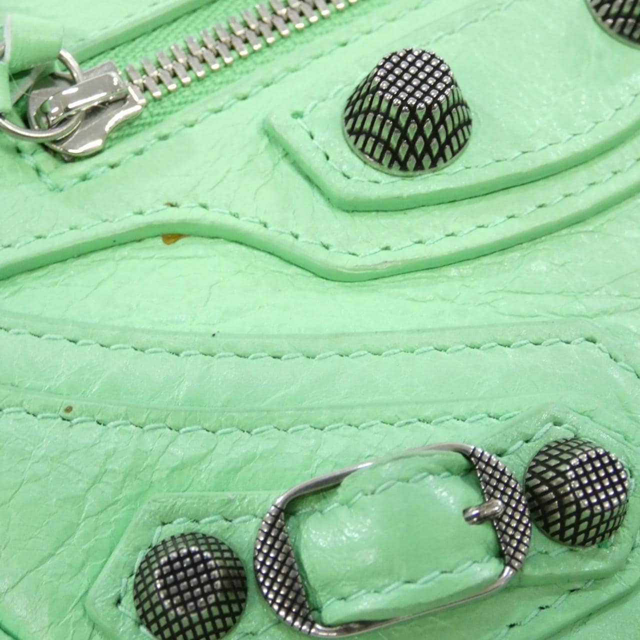 バレンシアガ  ル カゴール ハート ミニ バッグ 722781 1VG9Y ミニバッグ