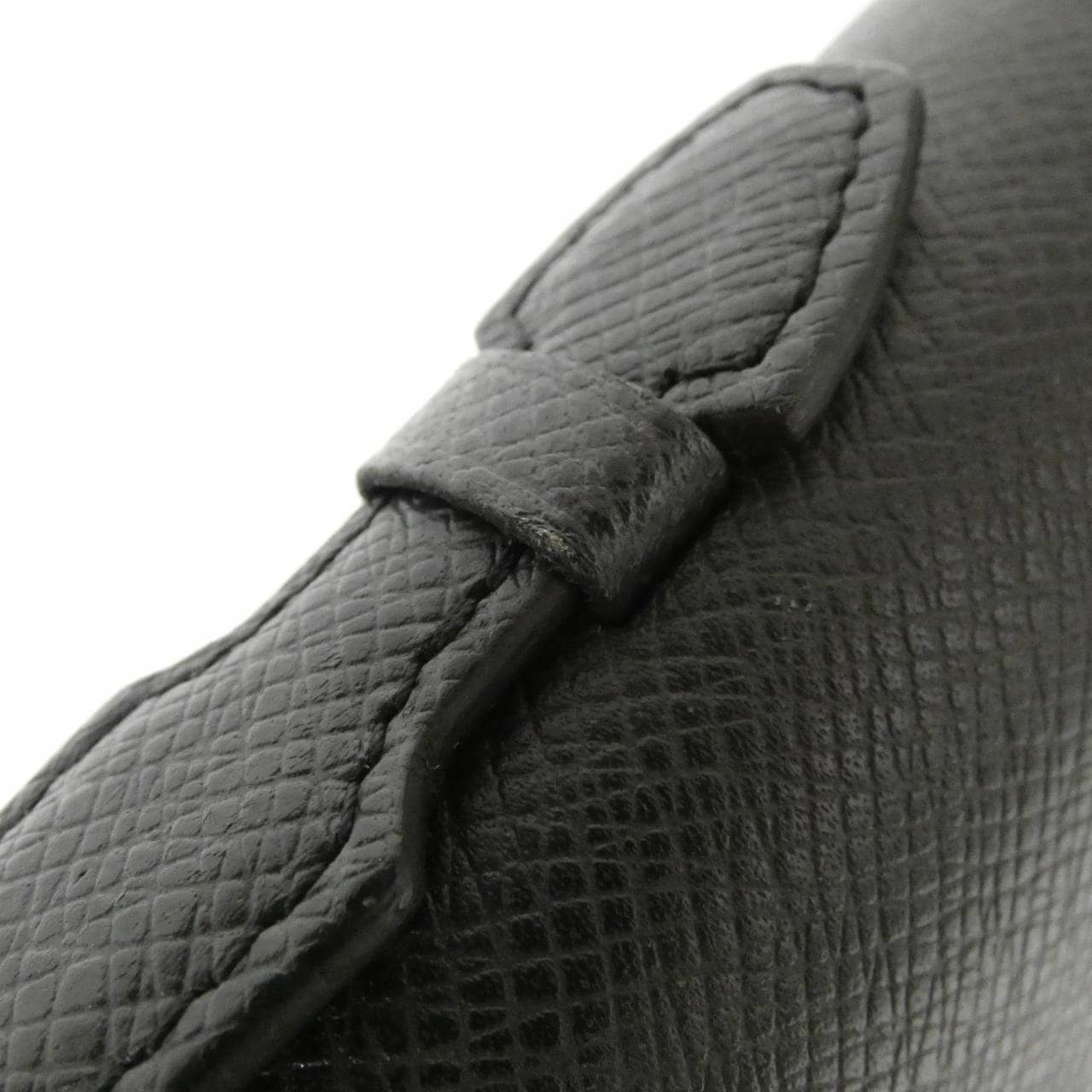 ルイヴィトン タイガ ジッピーXL M44275 財布