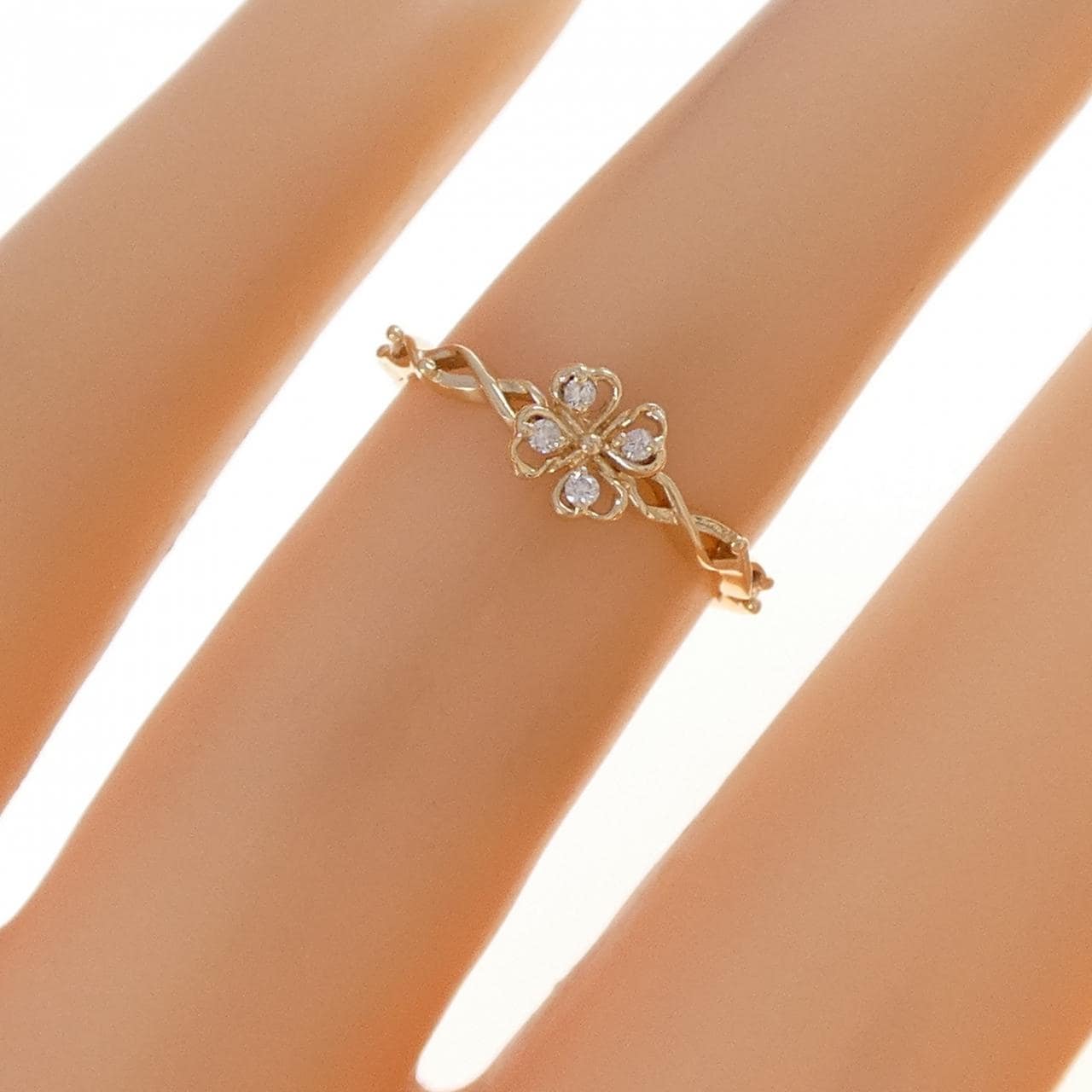 ノジェス フラワー ダイヤモンド リング