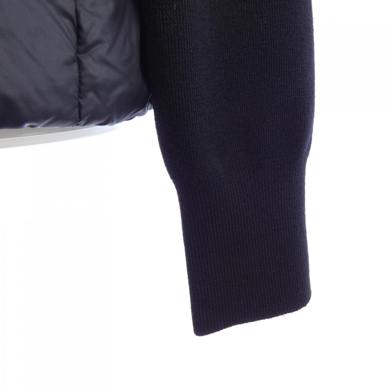 モンクレール MONCLER 20939B00030 ダウンジャケット