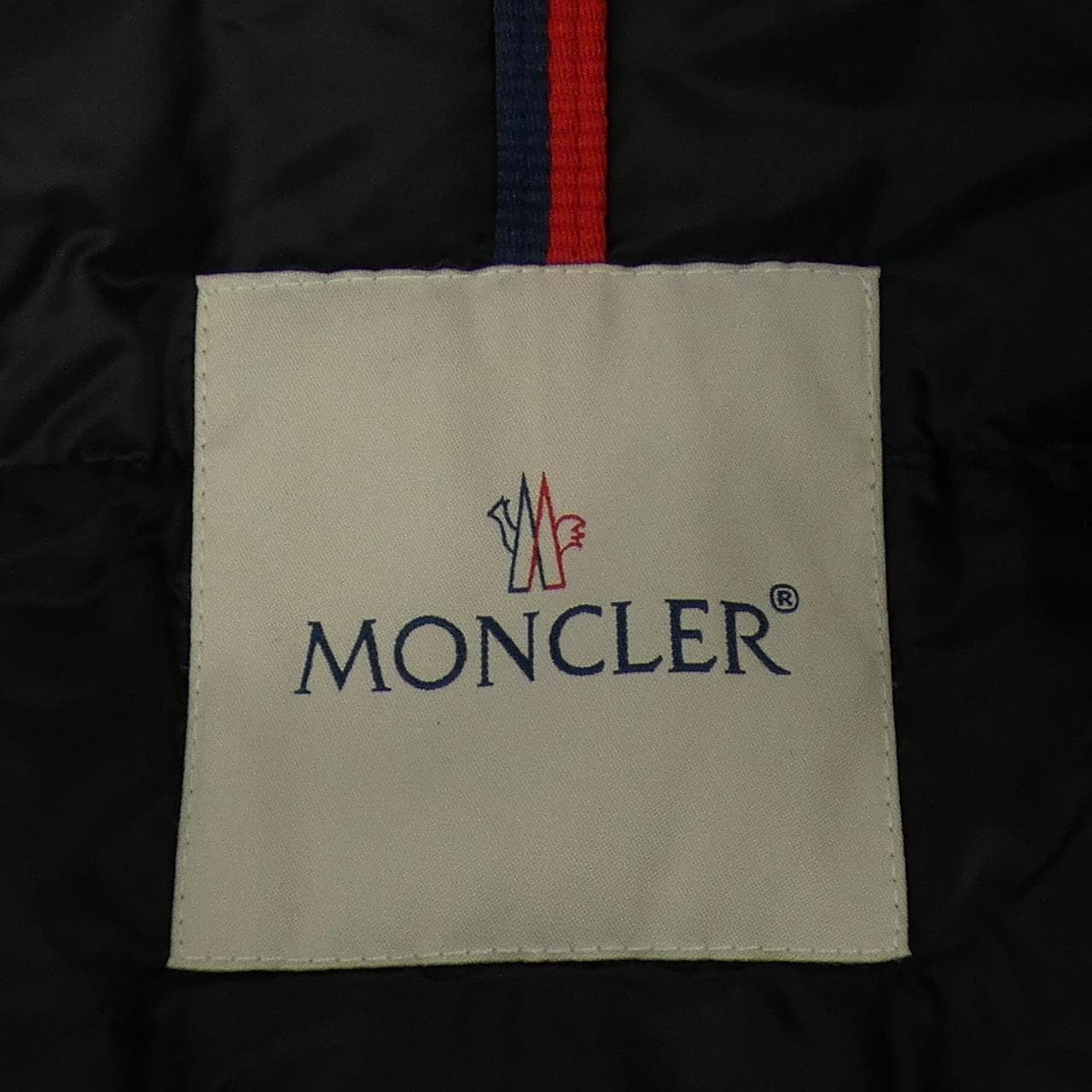 モンクレール MONCLER ダウンジャケット