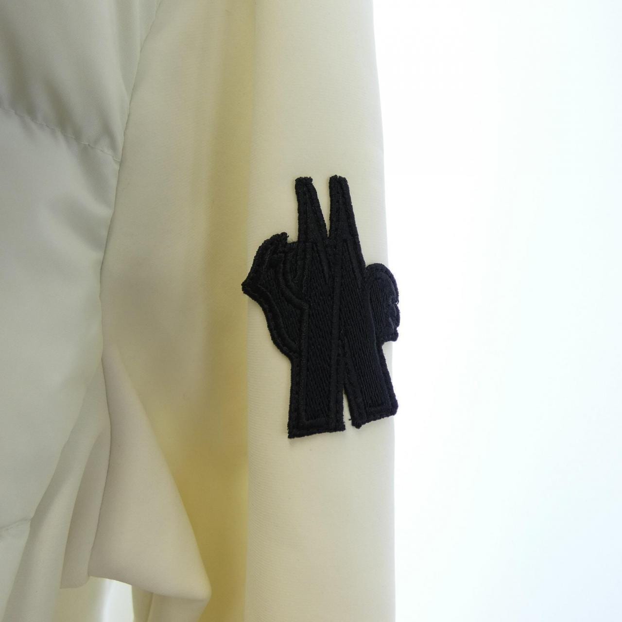 モンクレールグルノーブル MONCLER GRENOBLE 20988G00027 ダウンジャケット