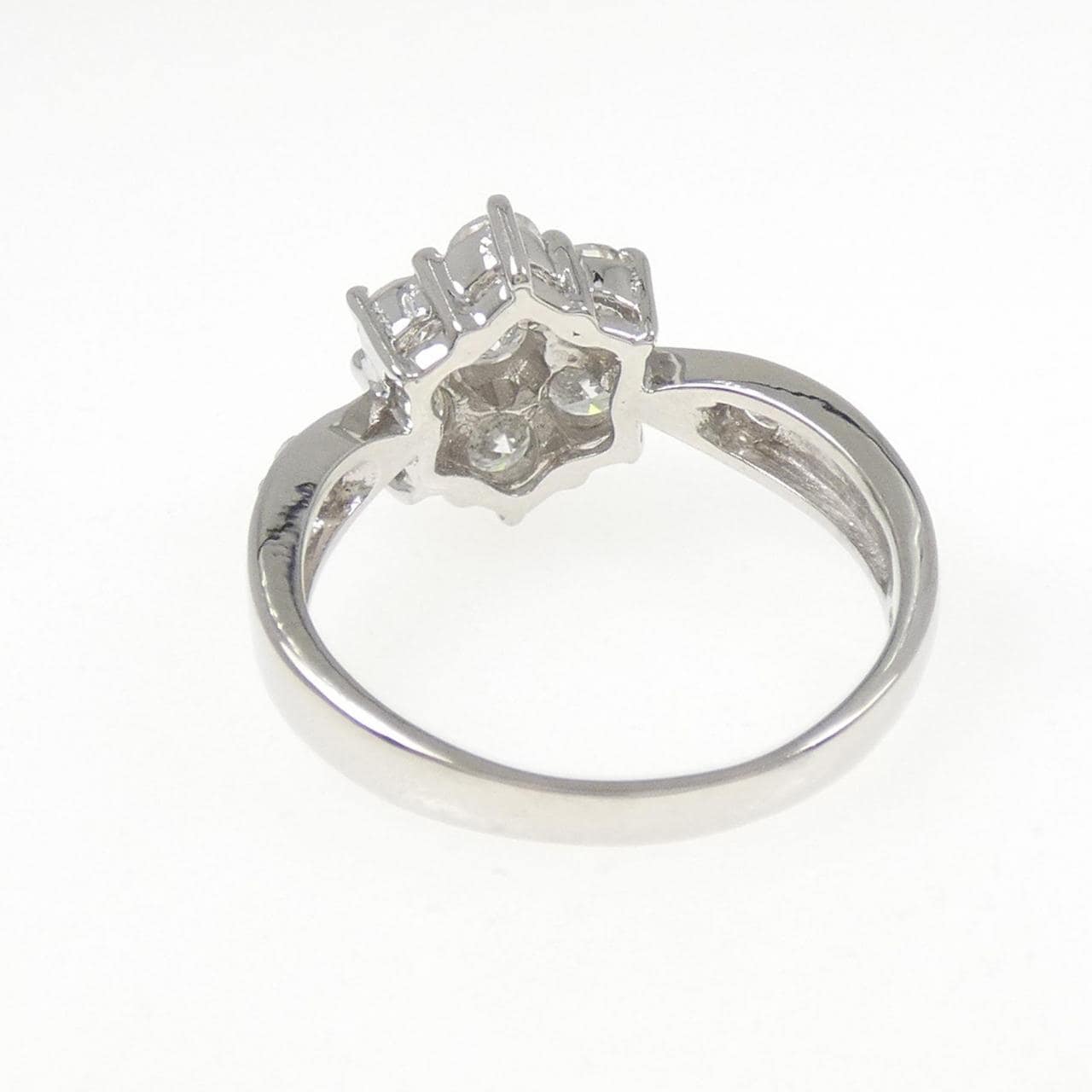 PT850 フラワー  ダイヤモンド リング 1.02CT