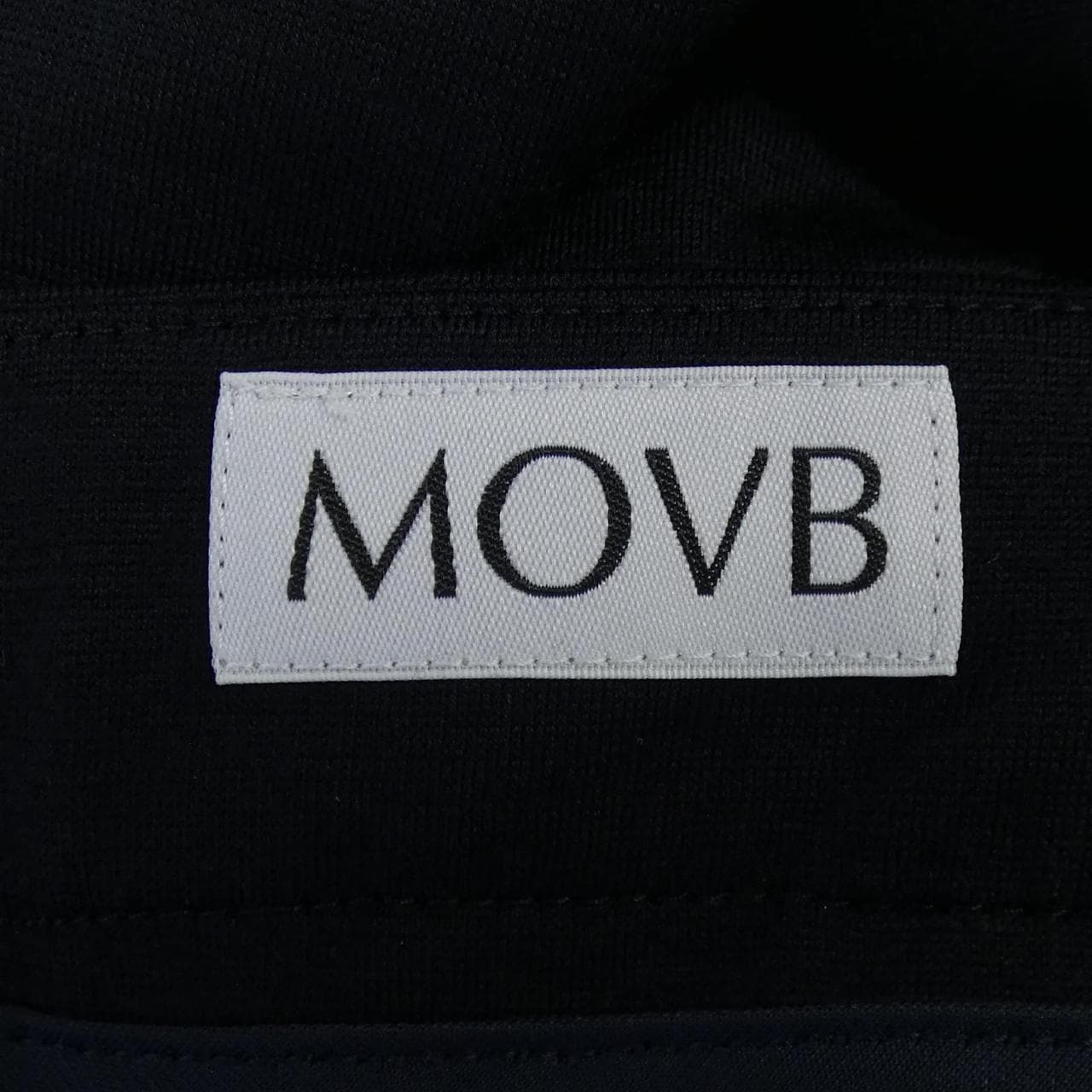 MOVB パンツ