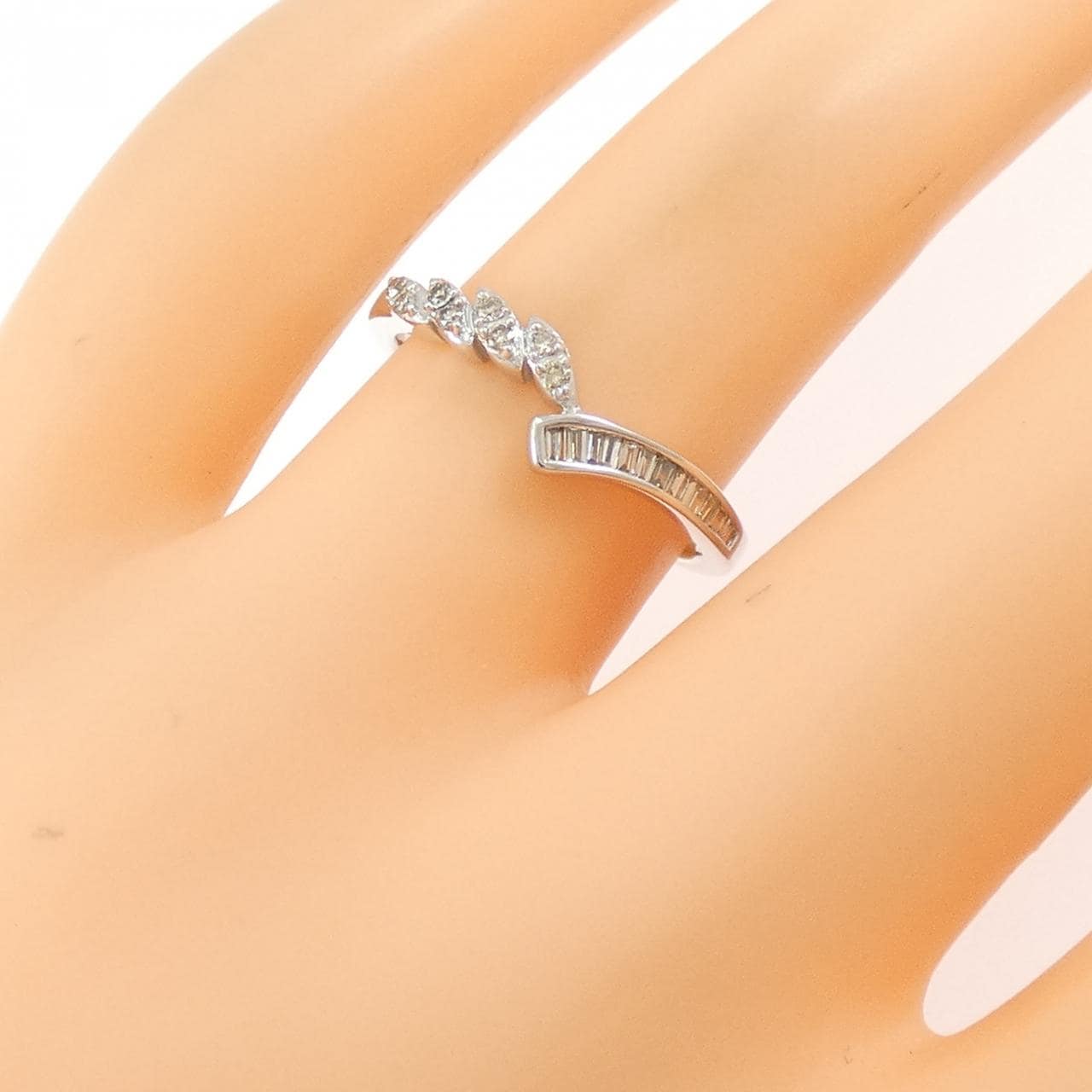 K18WG ダイヤモンド リング 0.15CT