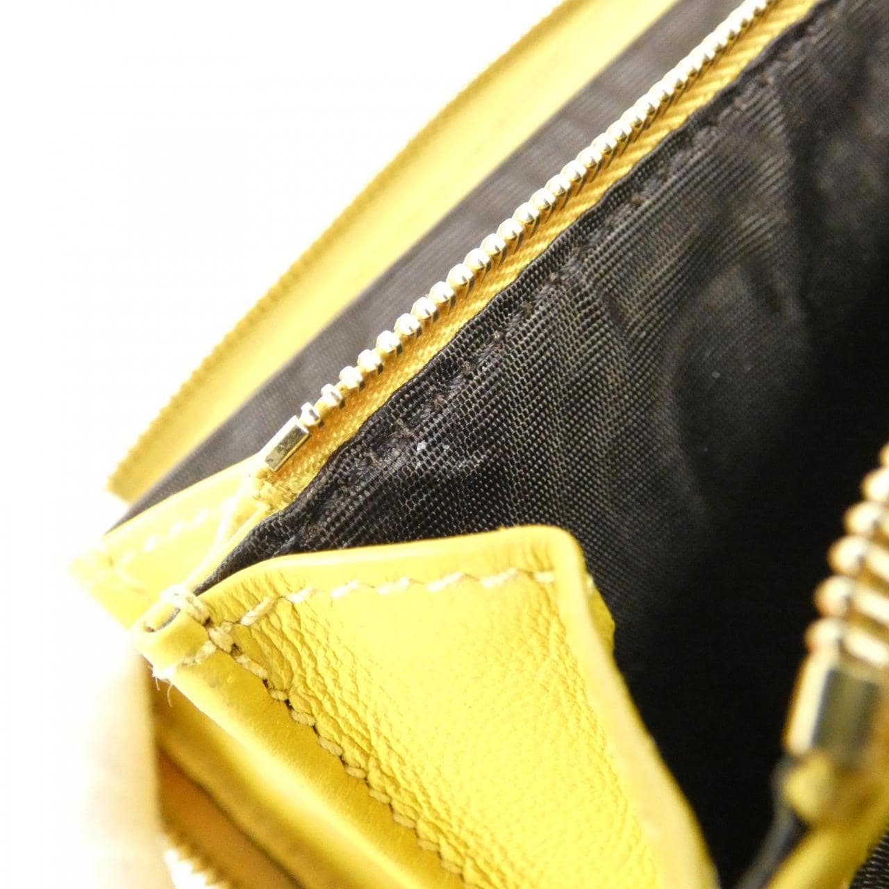 グッチ GG MARMONT 456117 E12MG 財布