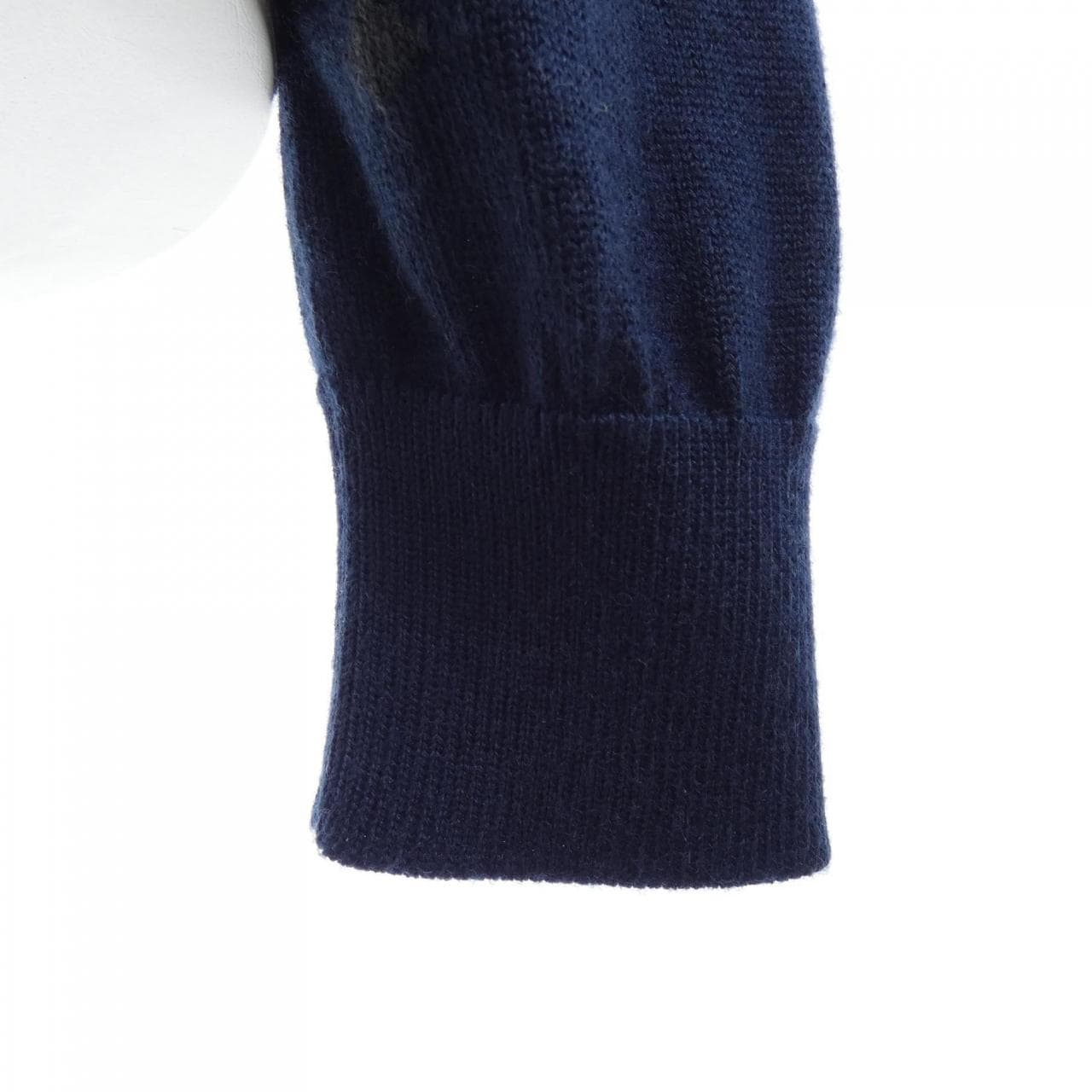 エルメス HERMES HARNAIS DE COUR 2H2703D8 カーディガン