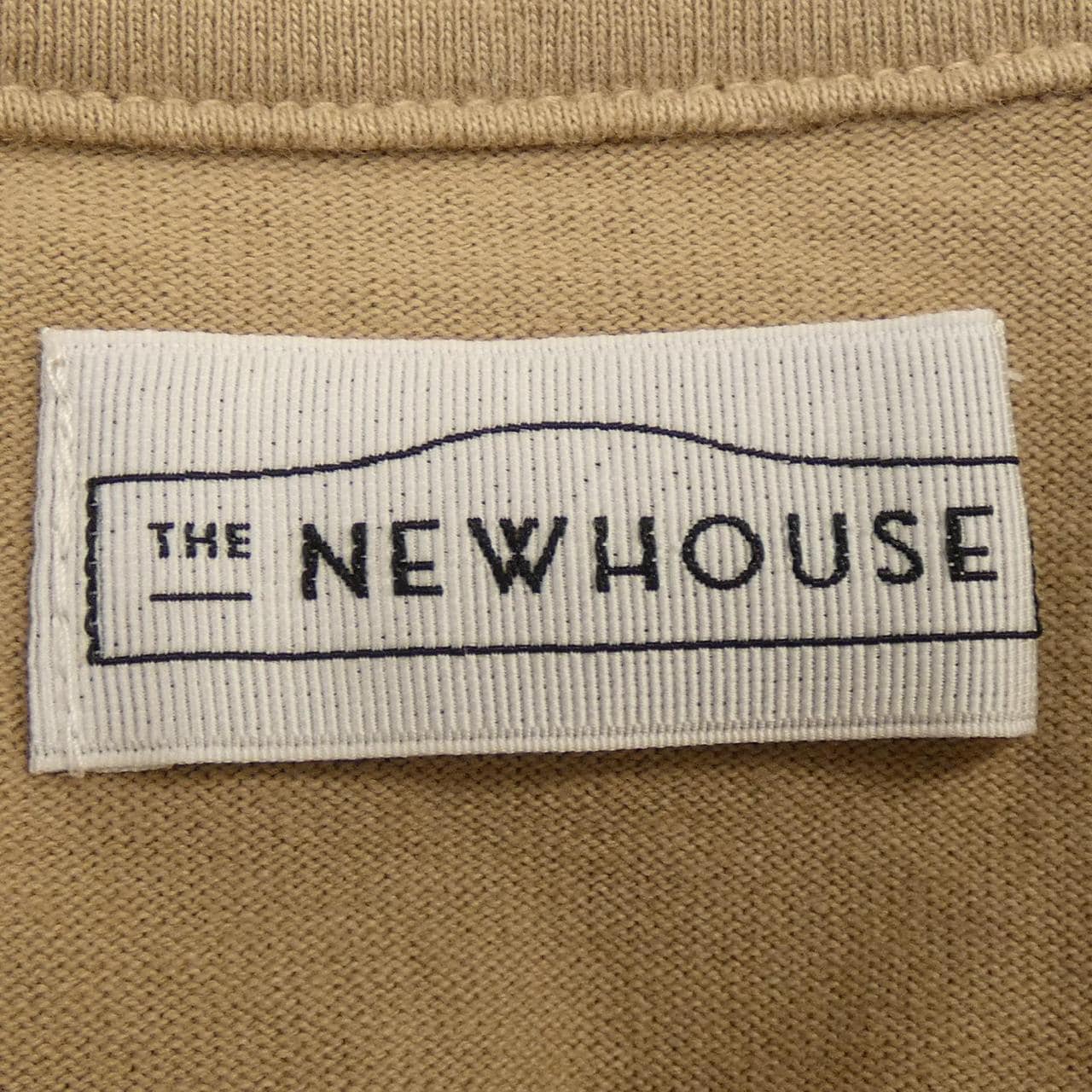 THE NEWHOUSE上衣