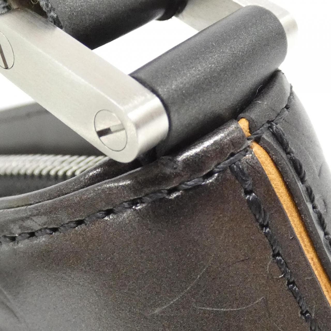 ルイヴィトン モノグラム マット アルストン M55122 ショルダーバッグ