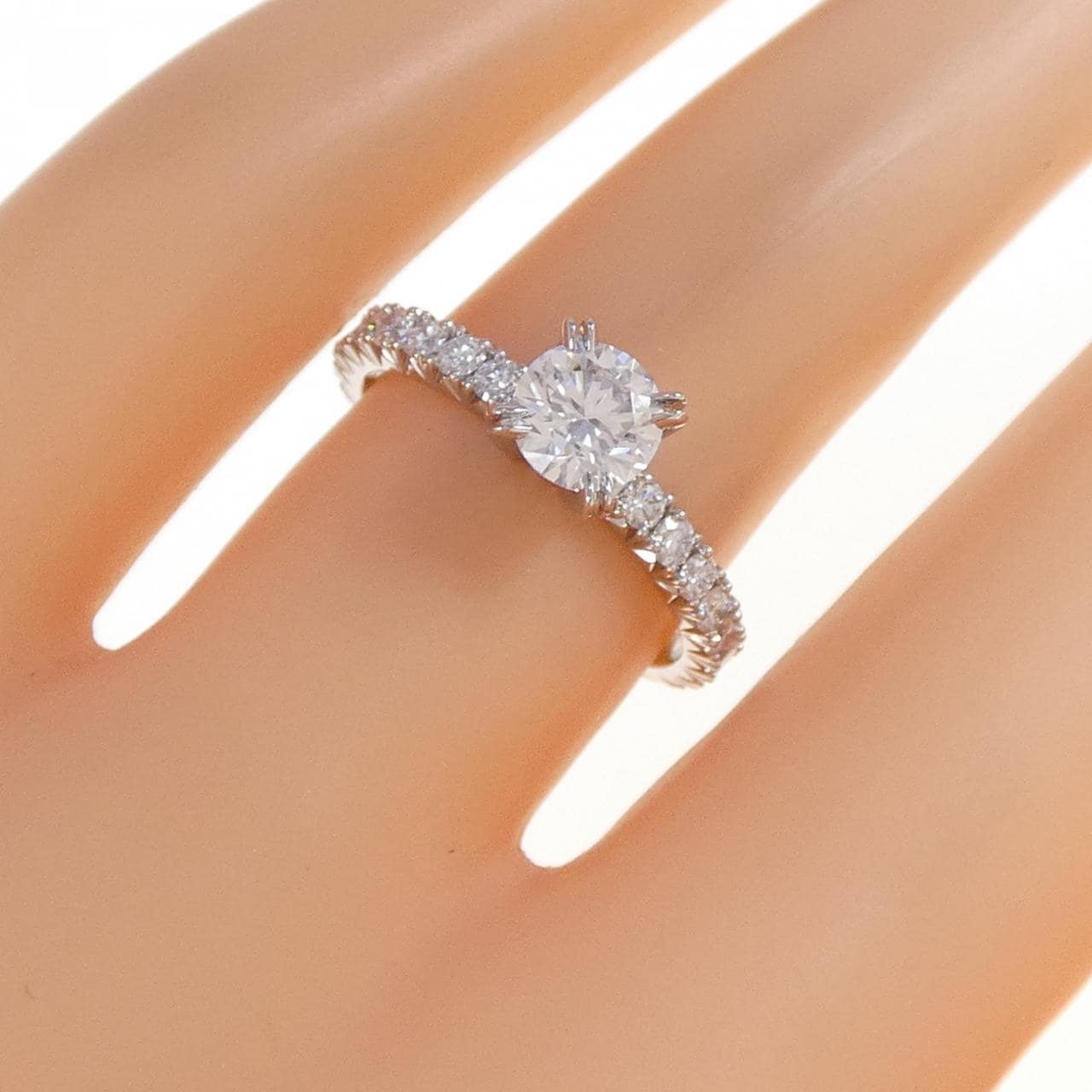 HARRY WINSTON Romance Ring 0.59CT E VVS2 3EXT