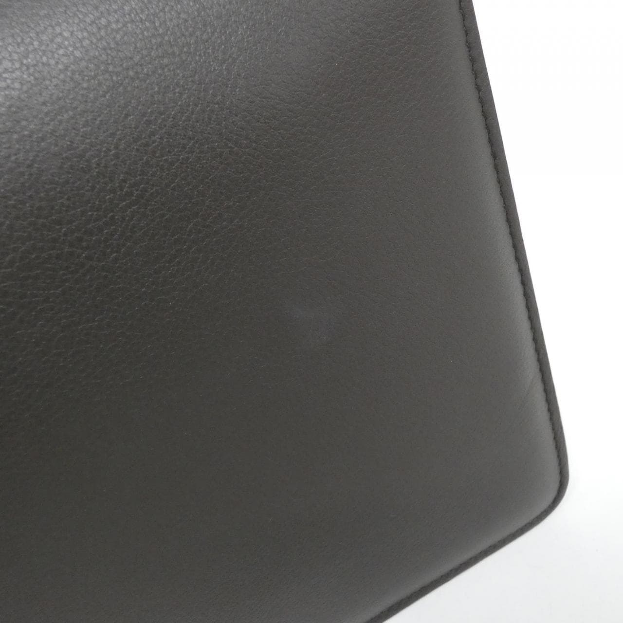 サルヴァトーレフェラガモ 21 H321 ショルダーバッグ